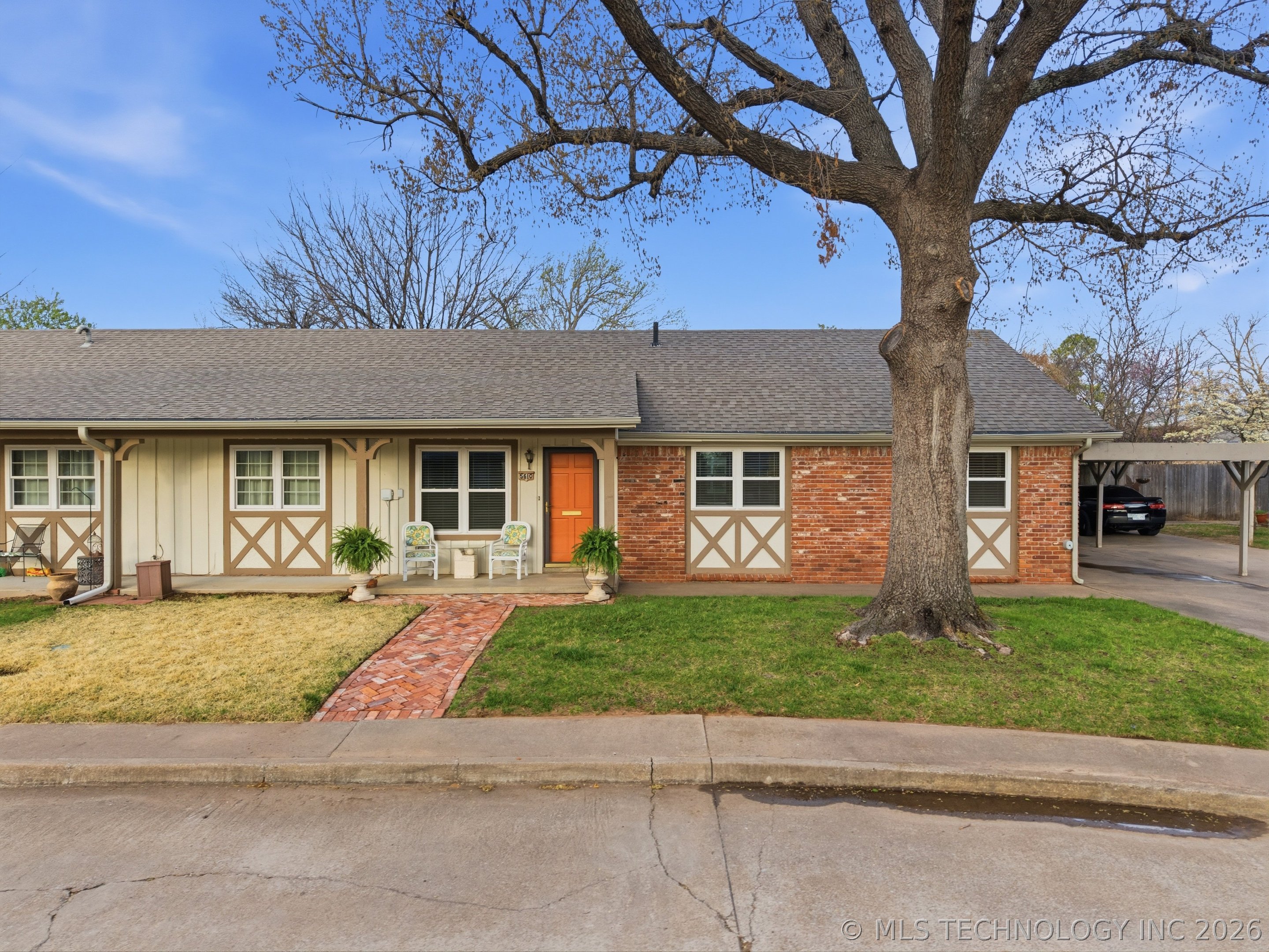 5610 S Madison Place Tulsa OK 74105