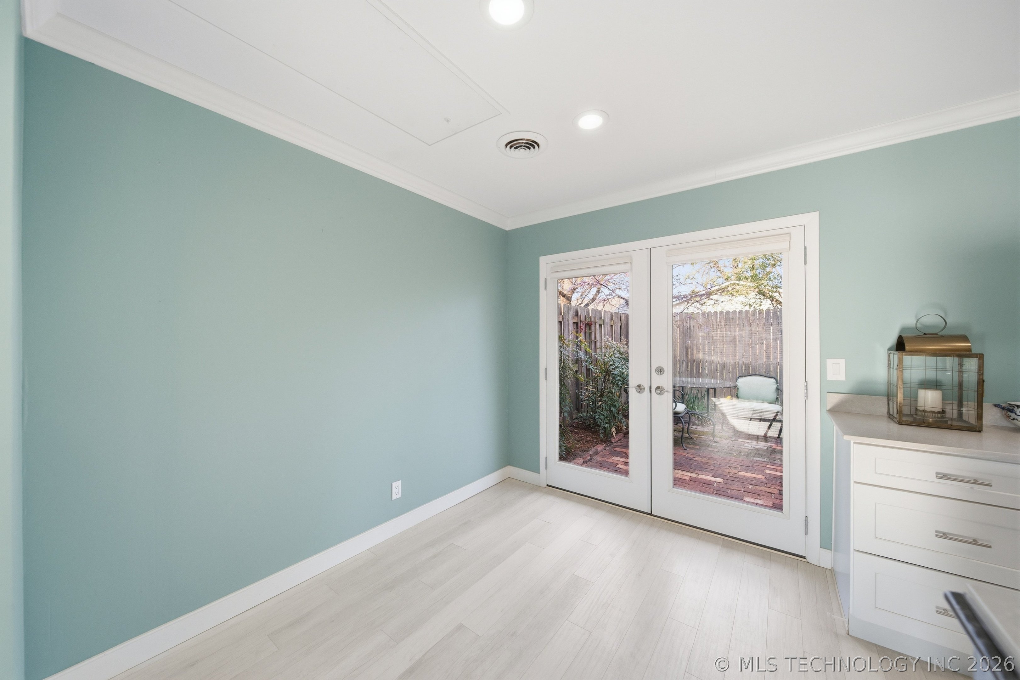 5610 S Madison Place Tulsa OK 74105