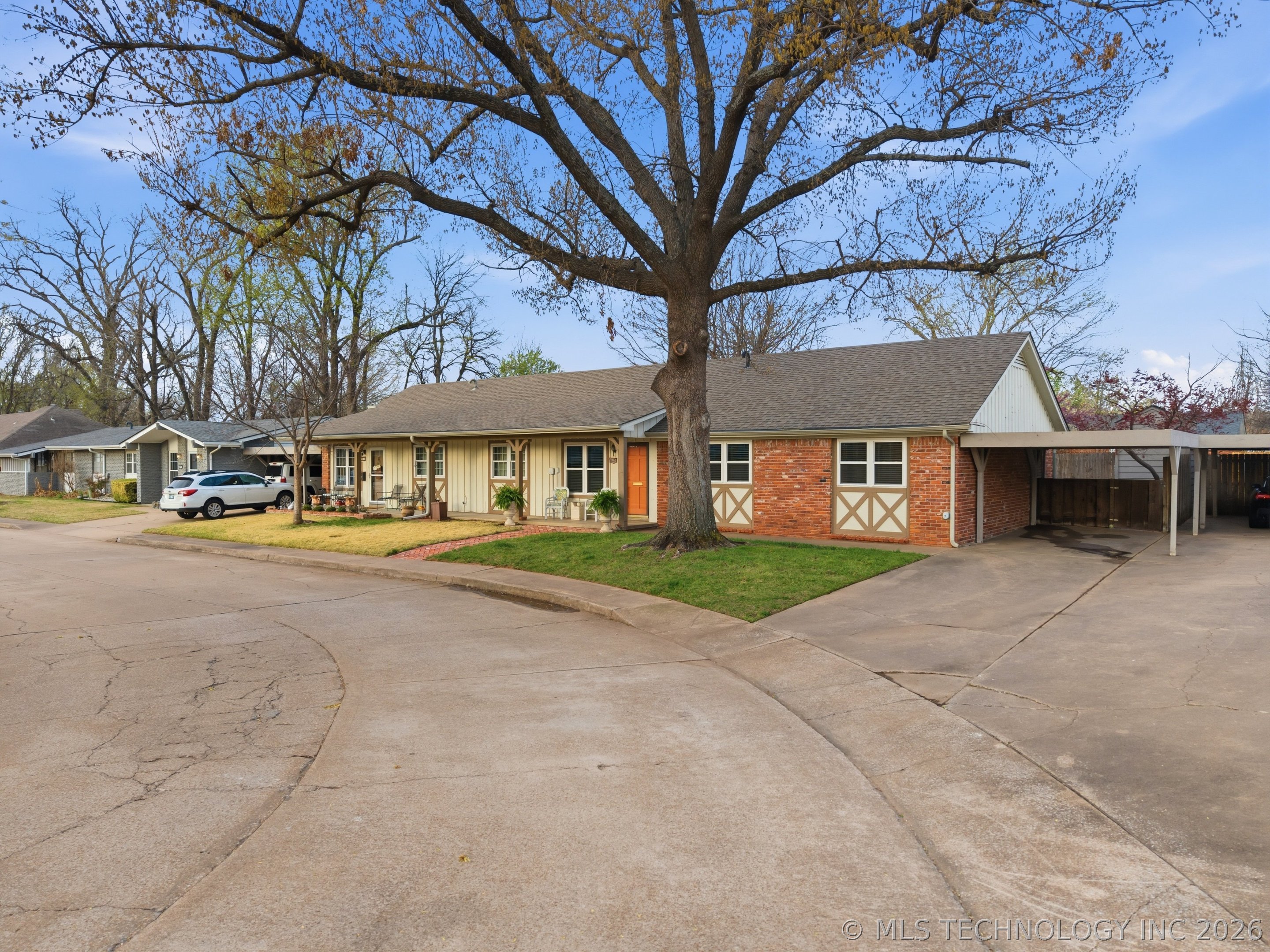 5610 S Madison Place Tulsa OK 74105