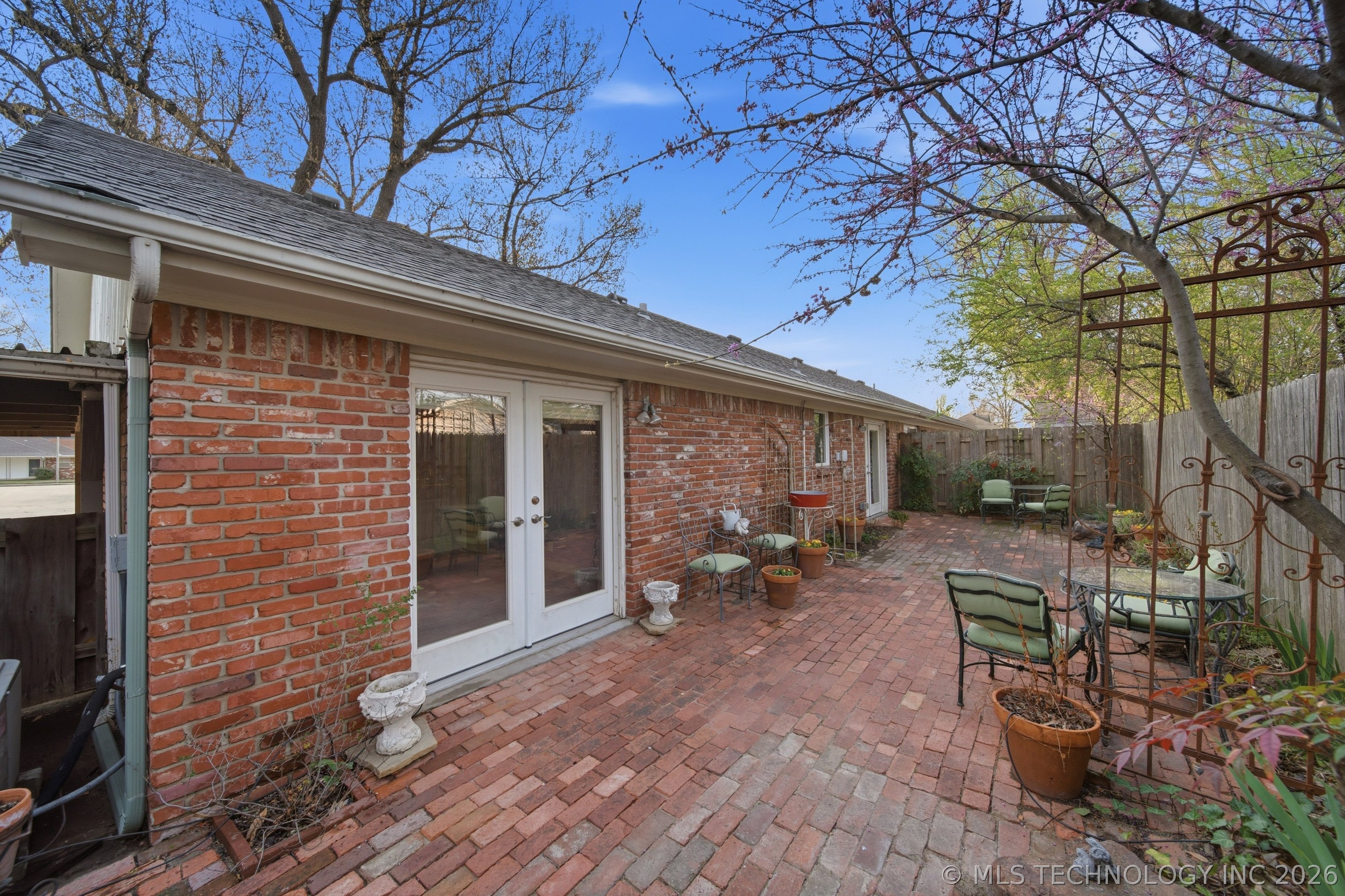 5610 S Madison Place Tulsa OK 74105