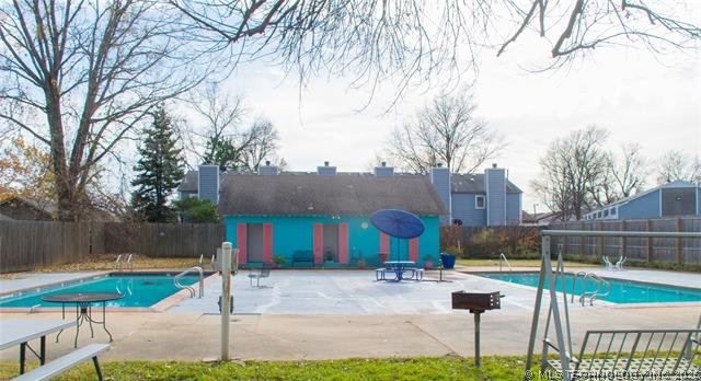 5610 S Madison Place Tulsa OK 74105