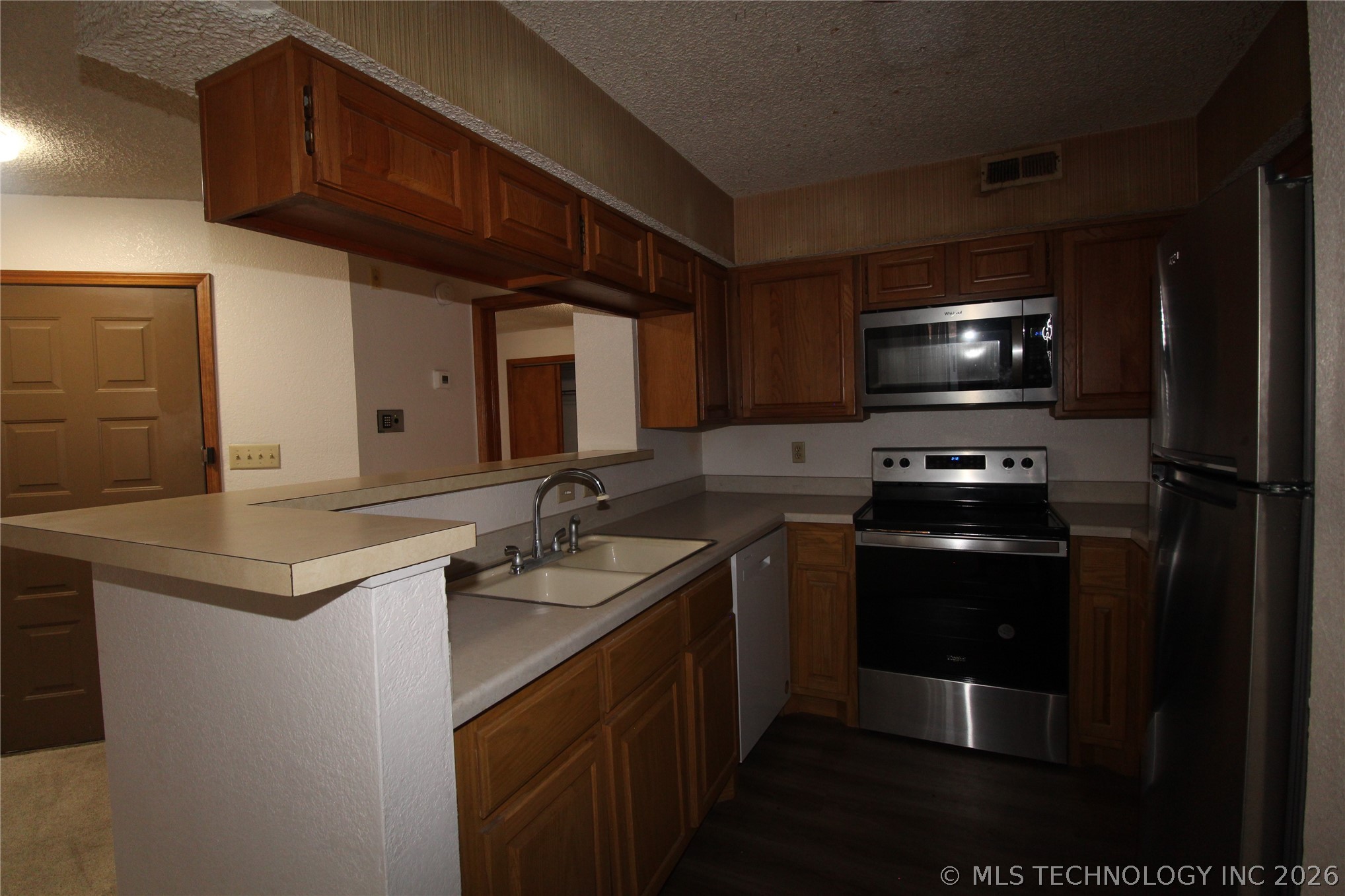 6737 S Peoria Avenue Tulsa OK 74136