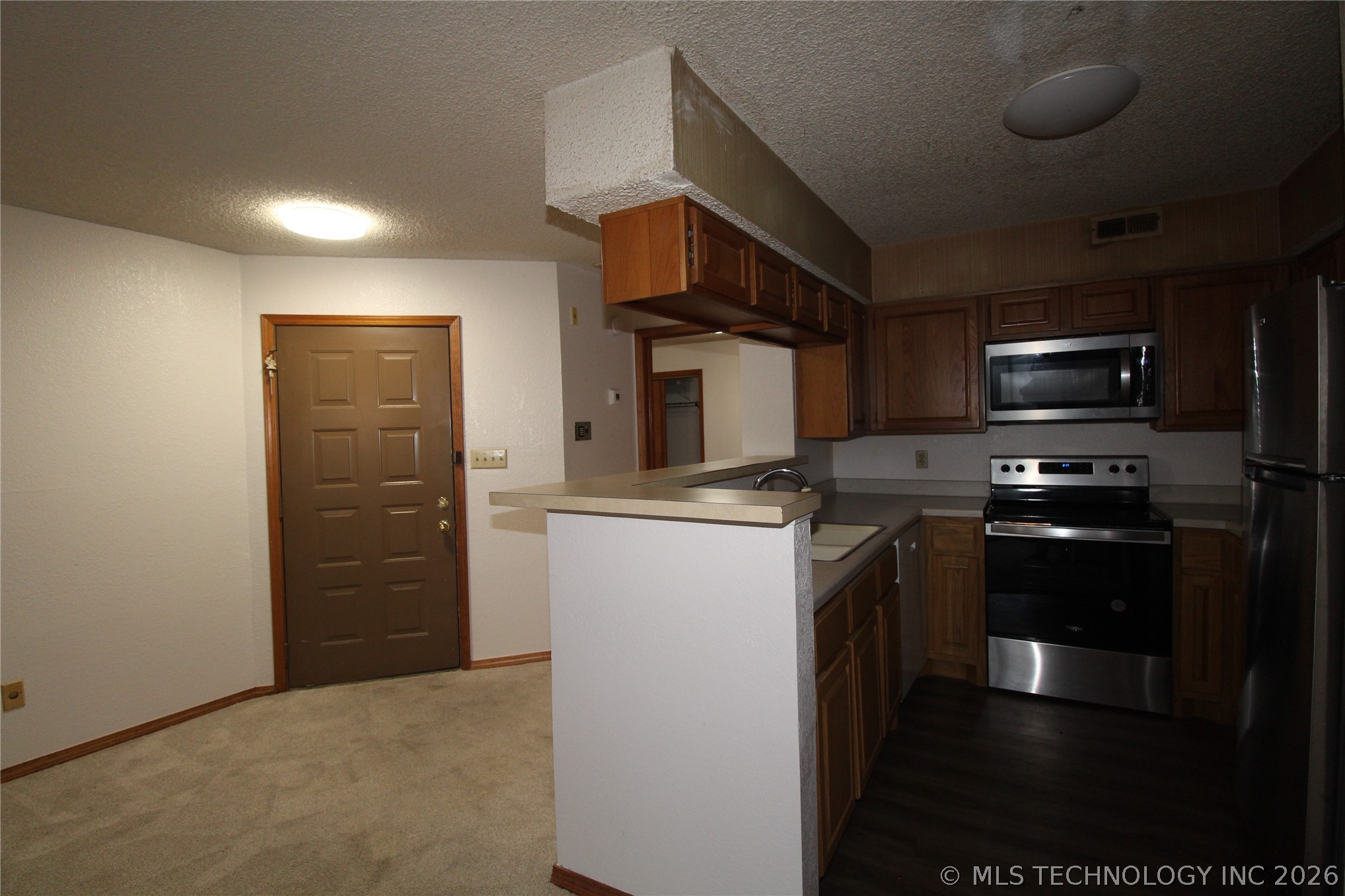 6737 S Peoria Avenue Tulsa OK 74136
