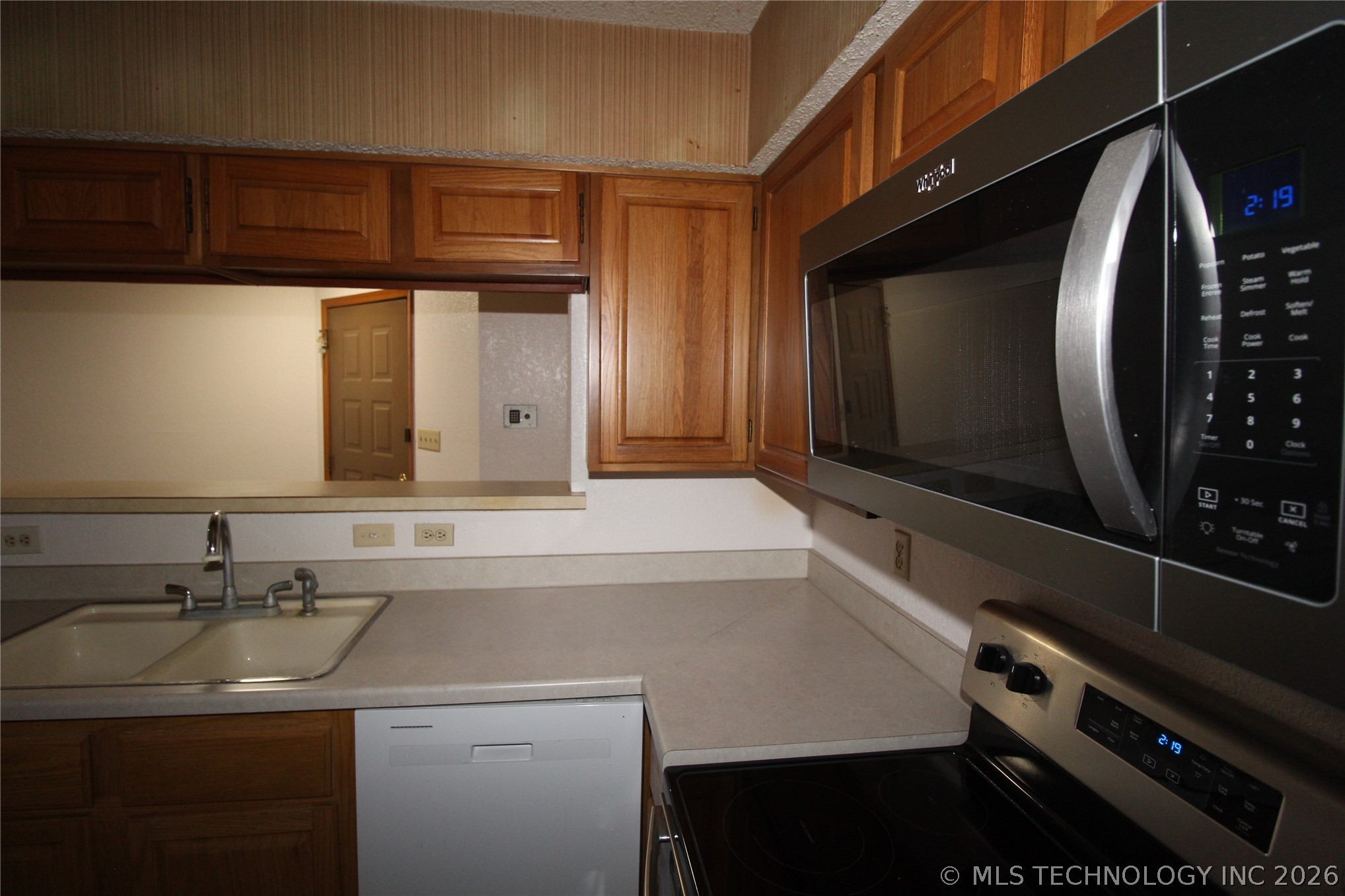6737 S Peoria Avenue Tulsa OK 74136