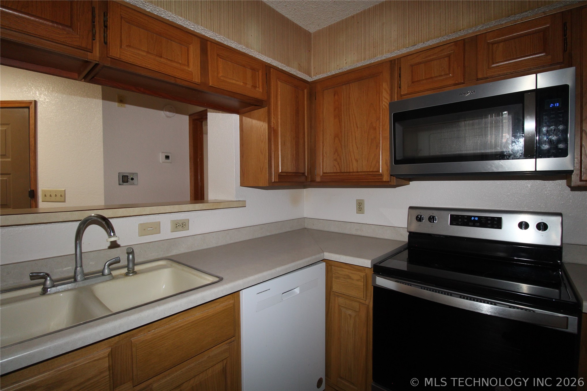 6737 S Peoria Avenue Tulsa OK 74136
