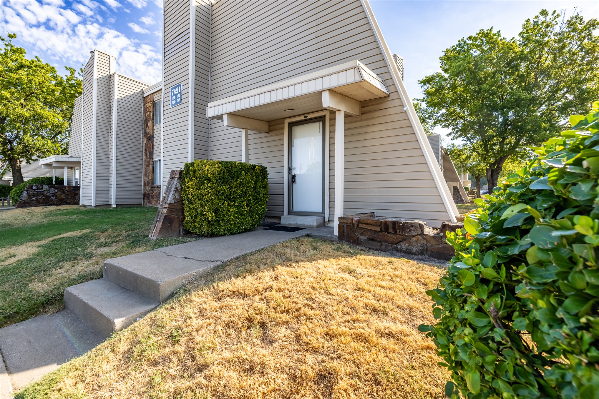 7451 S Yale Avenue Tulsa OK 74136