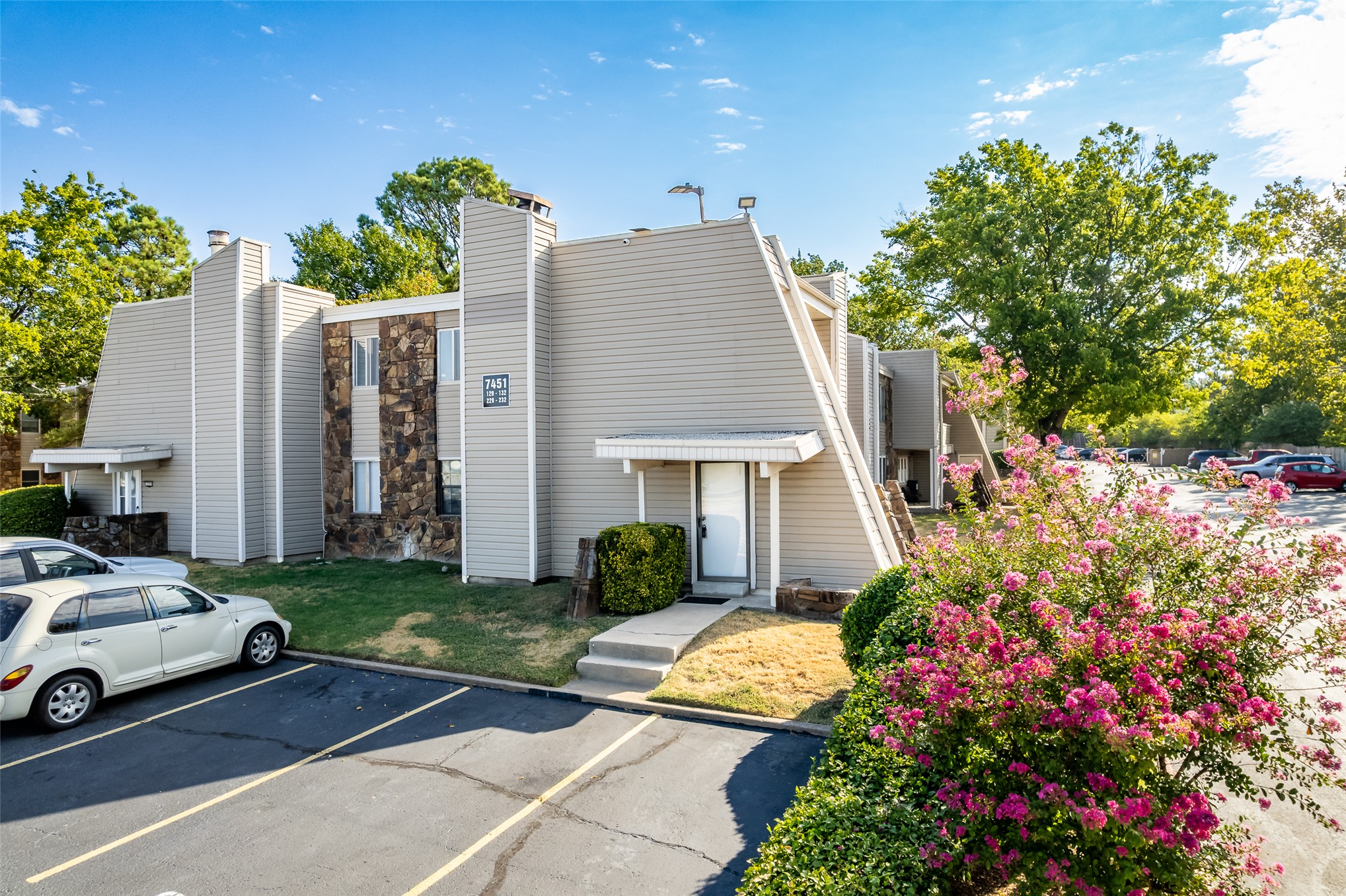 7451 S Yale Avenue Tulsa OK 74136