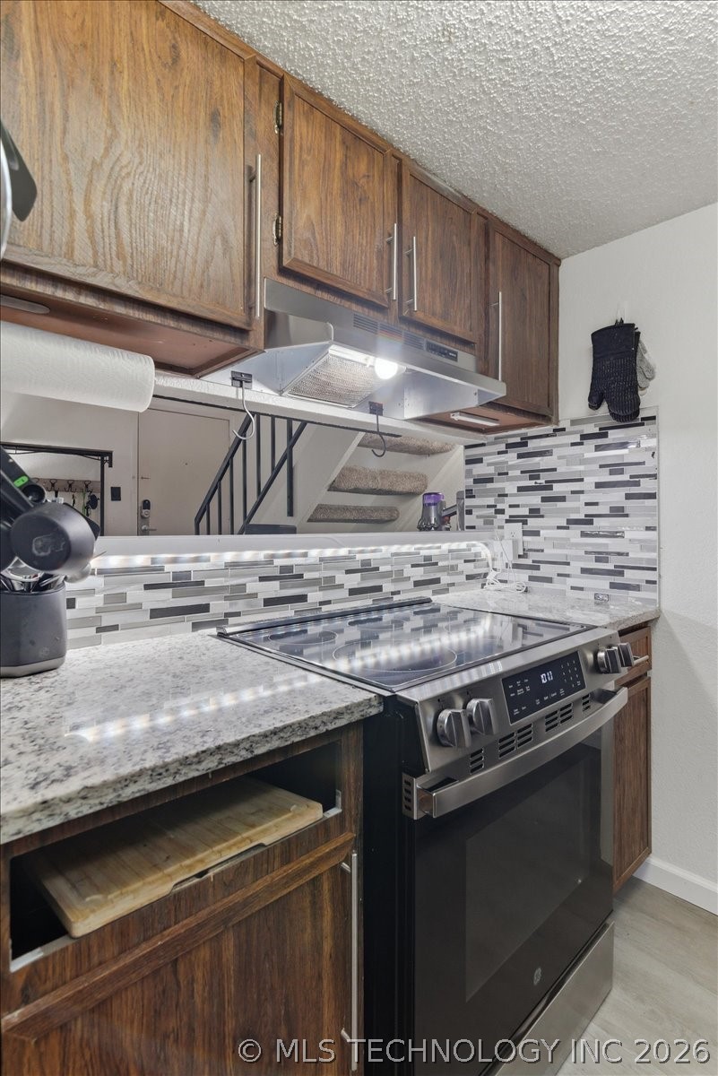 2215 E 66th Place S Tulsa OK 74136
