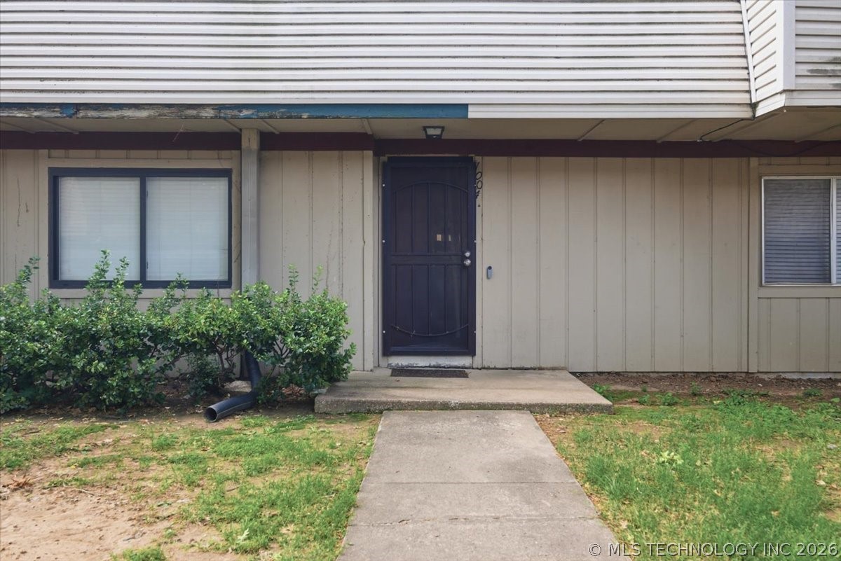 2215 E 66th Place S Tulsa OK 74136