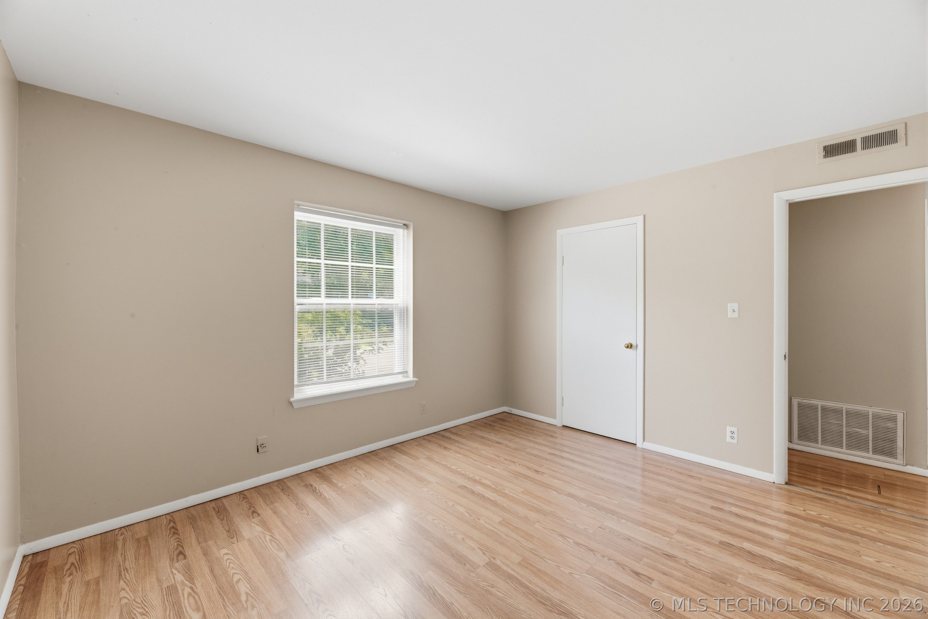 1733 S Cheyenne Avenue Tulsa OK 74119