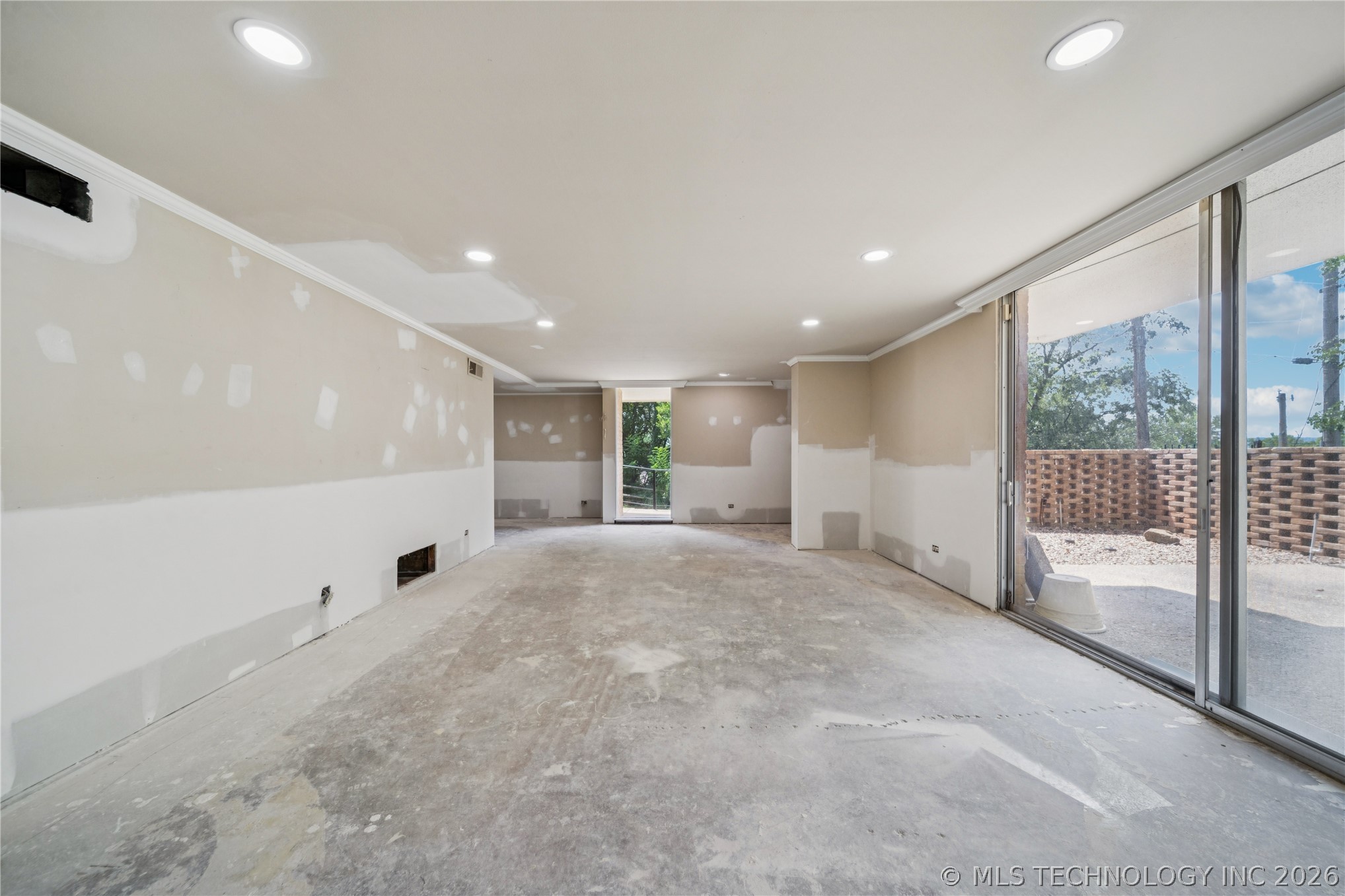 611 W 15th Street Tulsa OK 74127