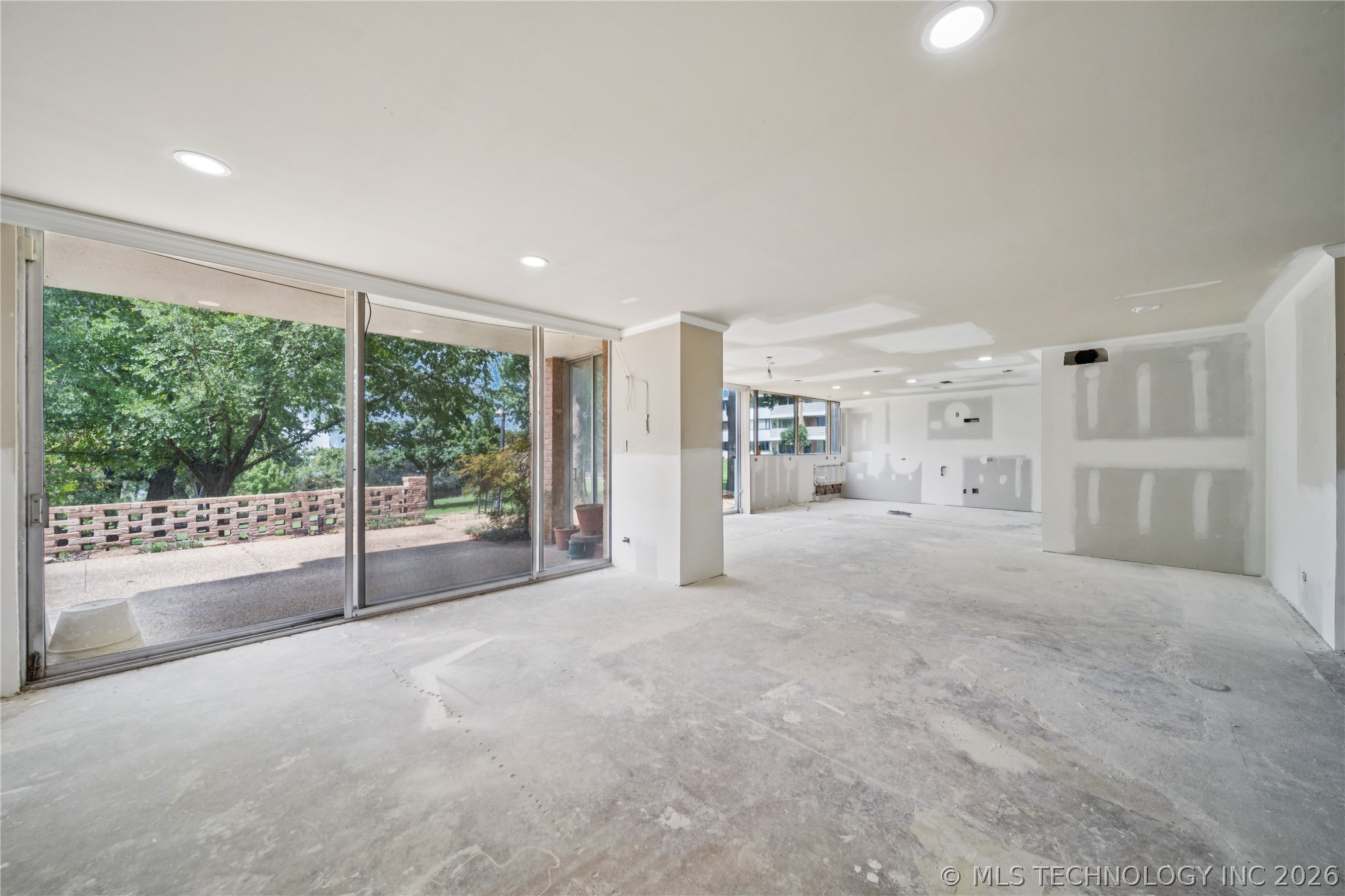 611 W 15th Street Tulsa OK 74127