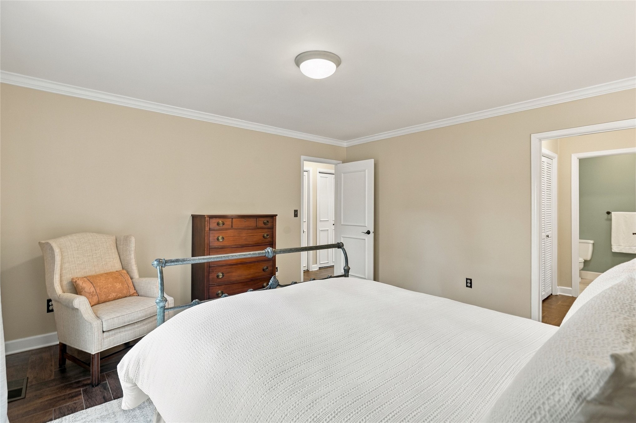 2426 E 72nd Street Tulsa OK 74136