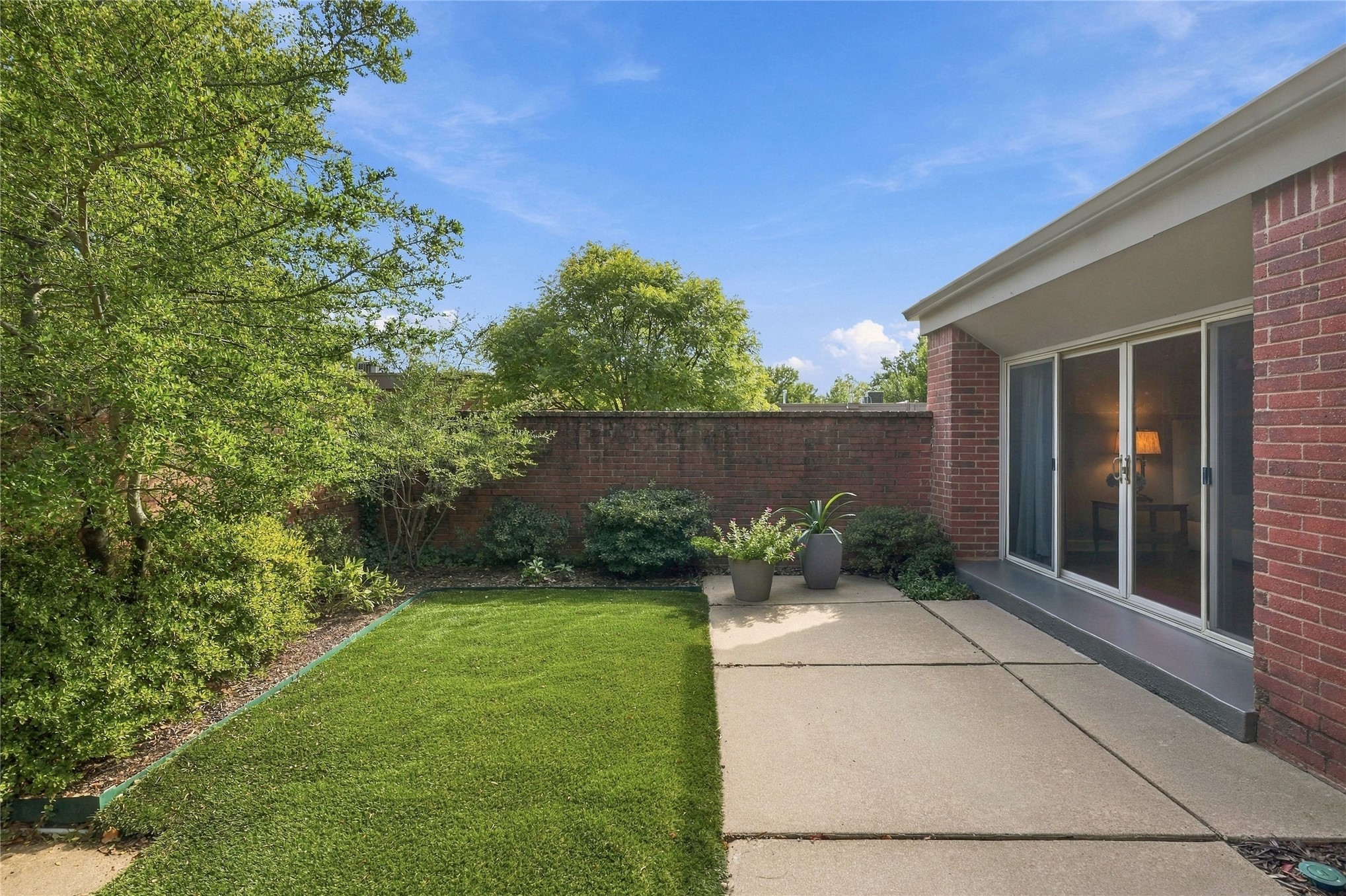 2426 E 72nd Street Tulsa OK 74136
