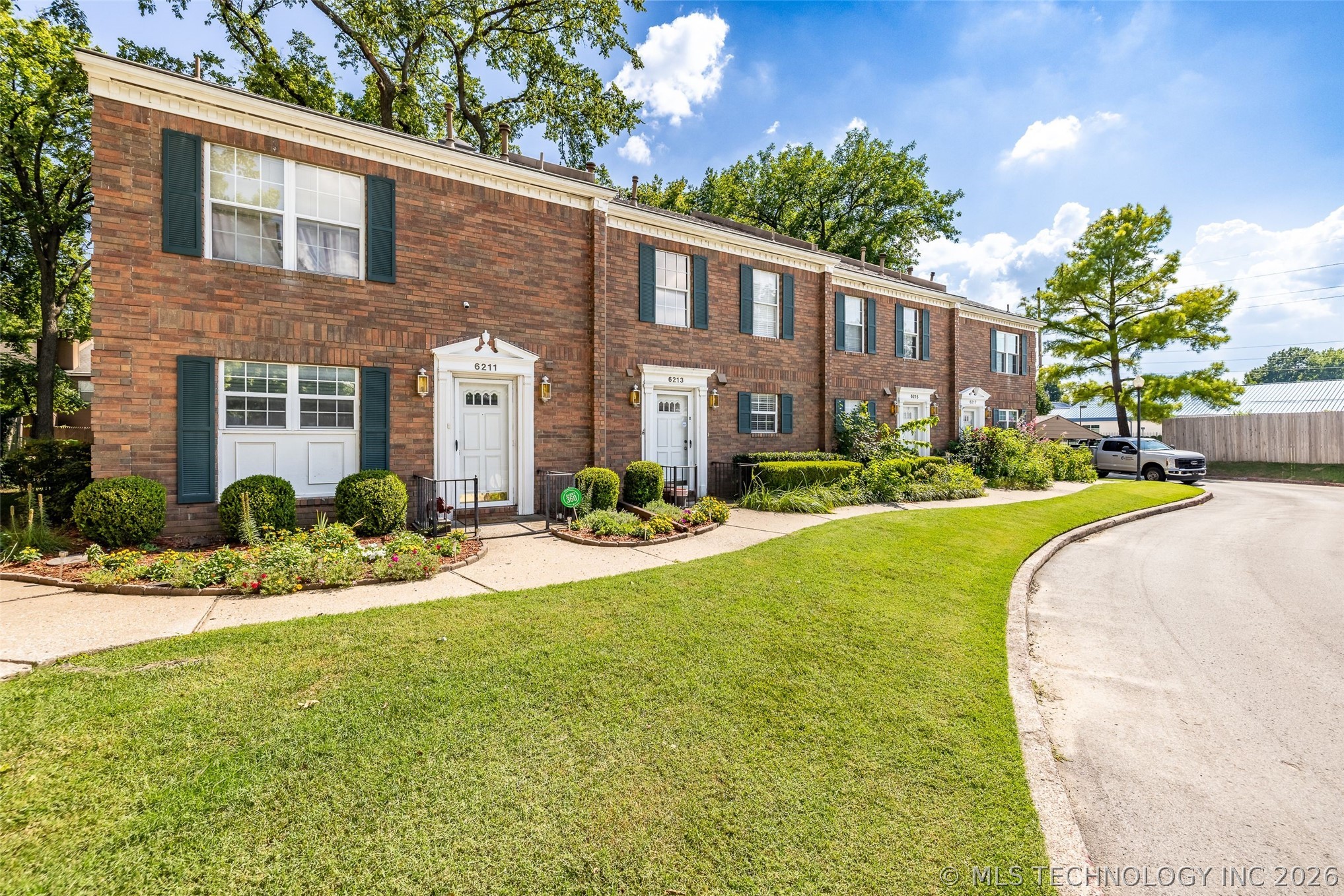 6213 S Yorktown Avenue Tulsa OK 74136