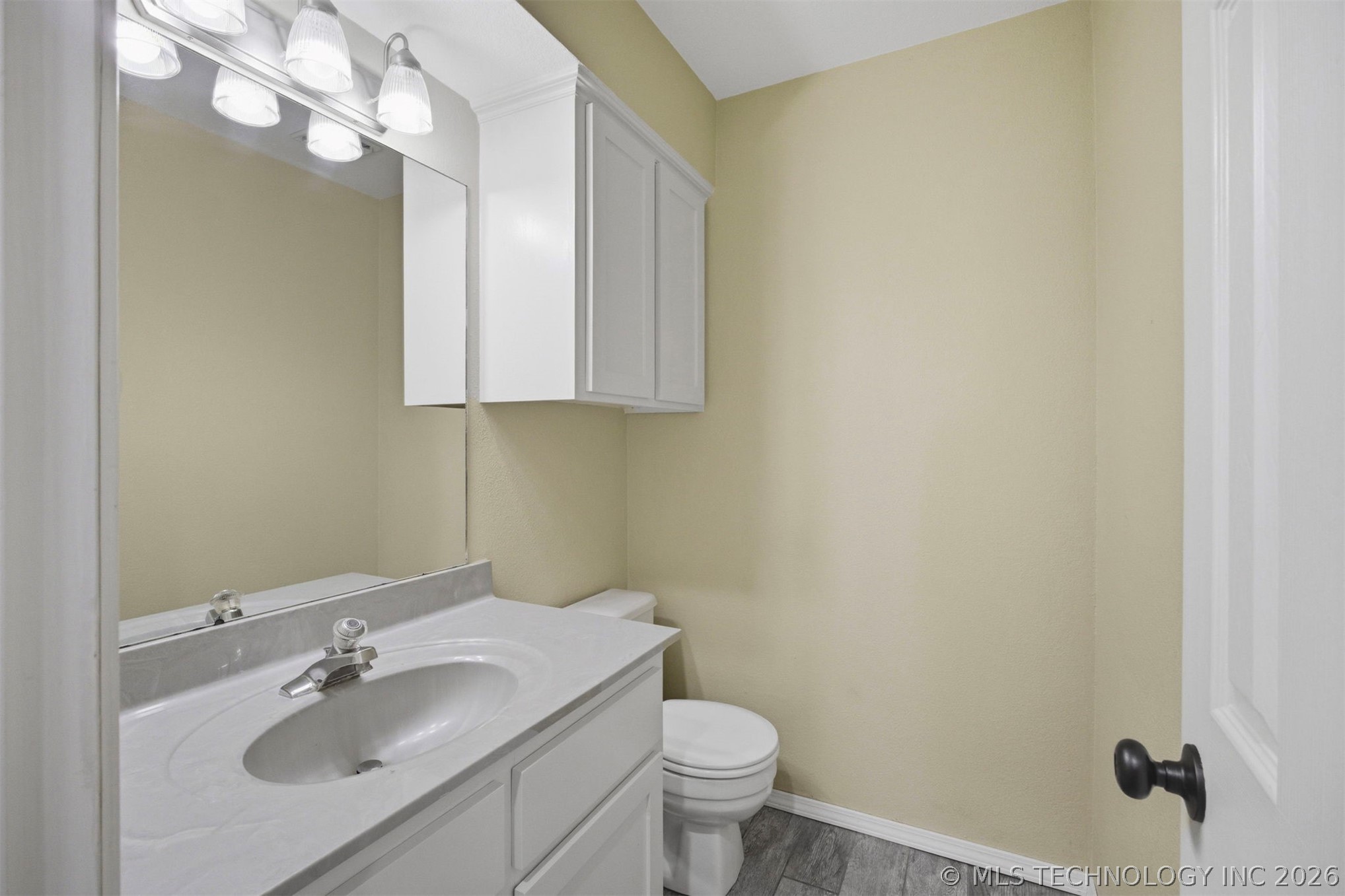 9006 E 60th Place Tulsa OK 74145