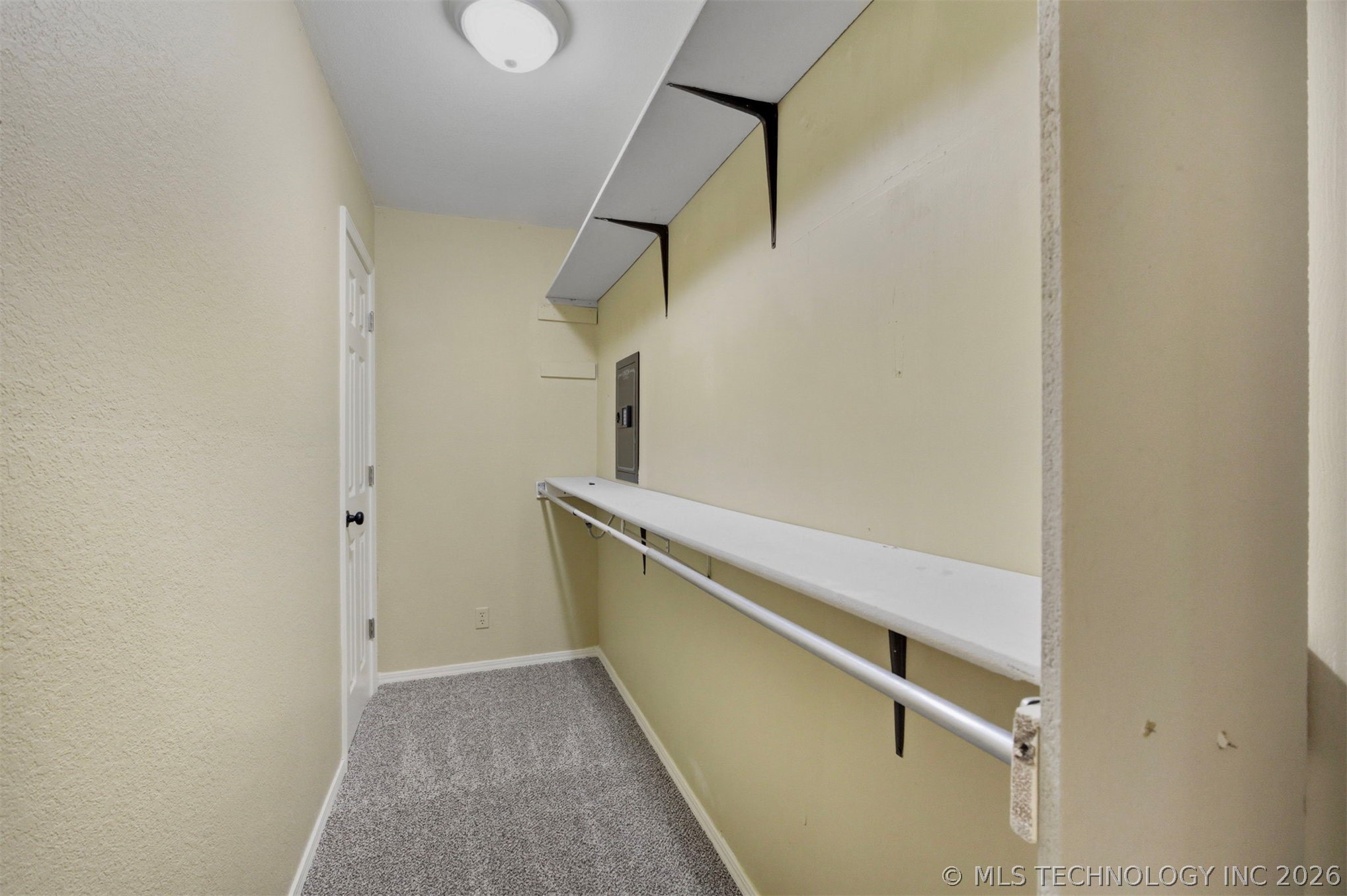 9006 E 60th Place Tulsa OK 74145