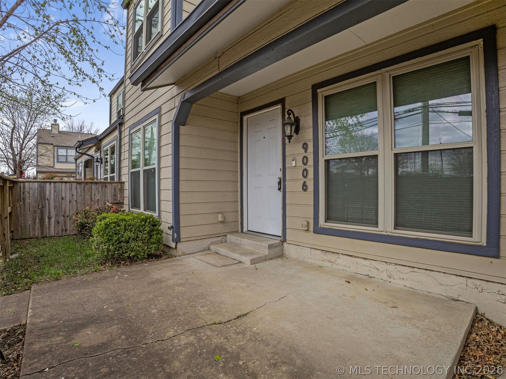 9006 E 60th Place Tulsa OK 74145