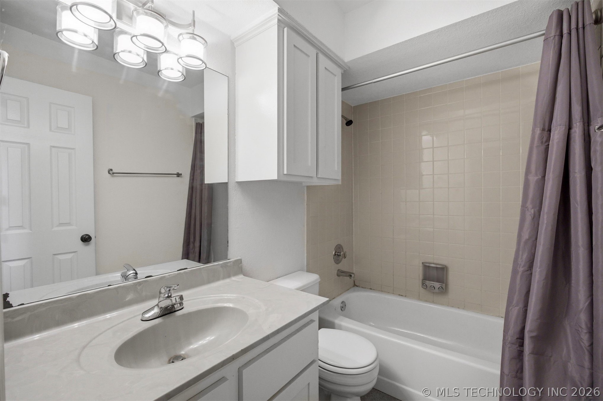 9006 E 60th Place Tulsa OK 74145