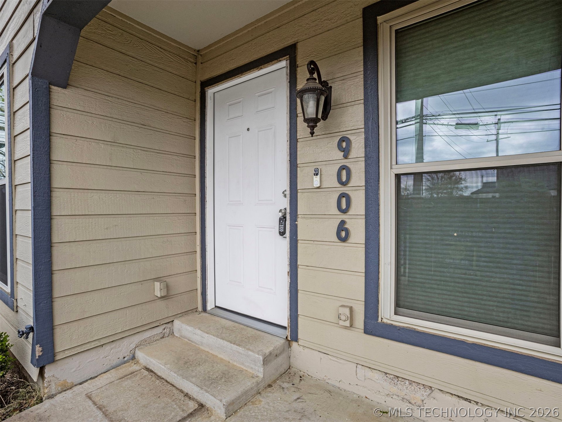 9006 E 60th Place Tulsa OK 74145