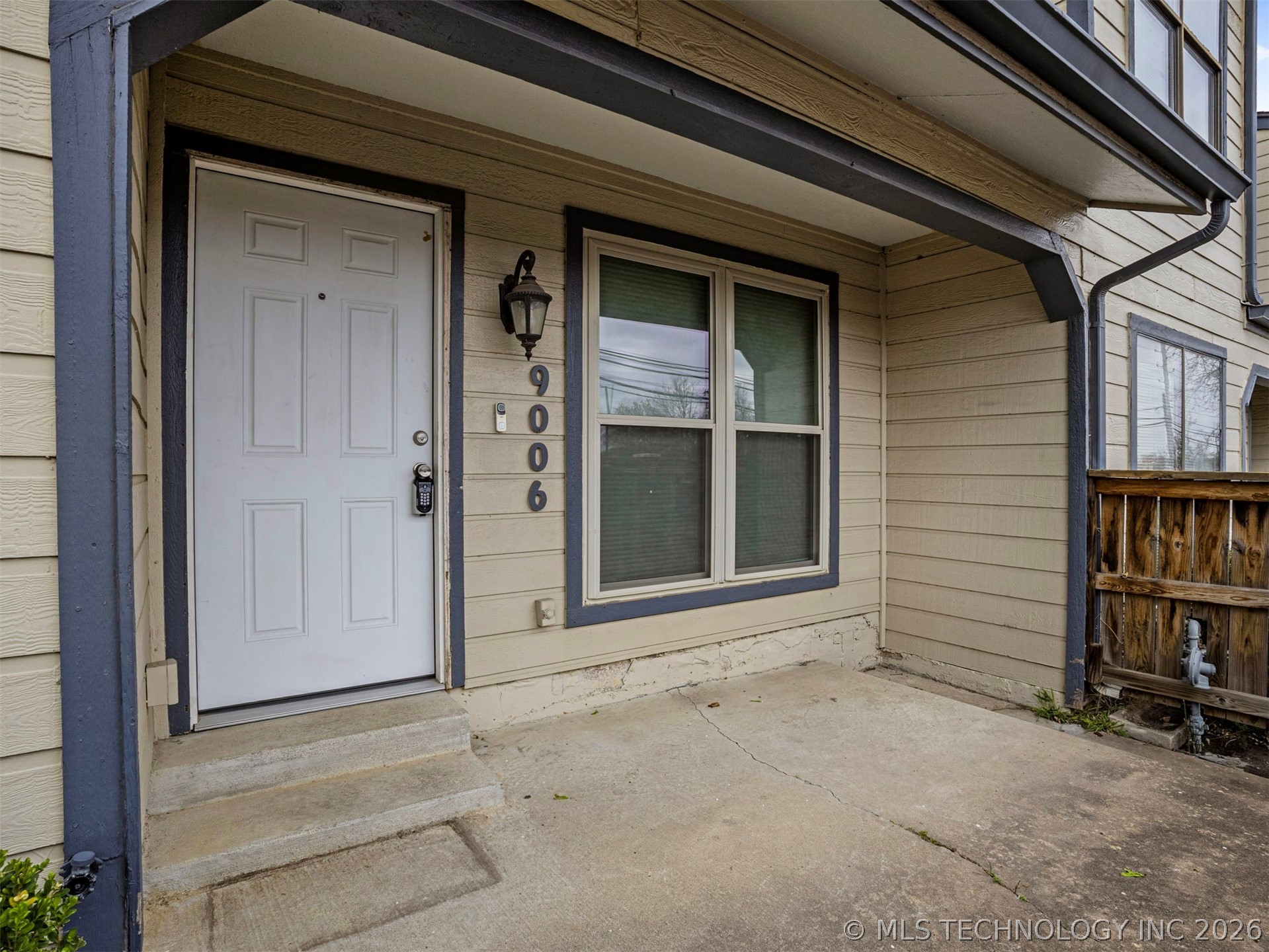 9006 E 60th Place Tulsa OK 74145