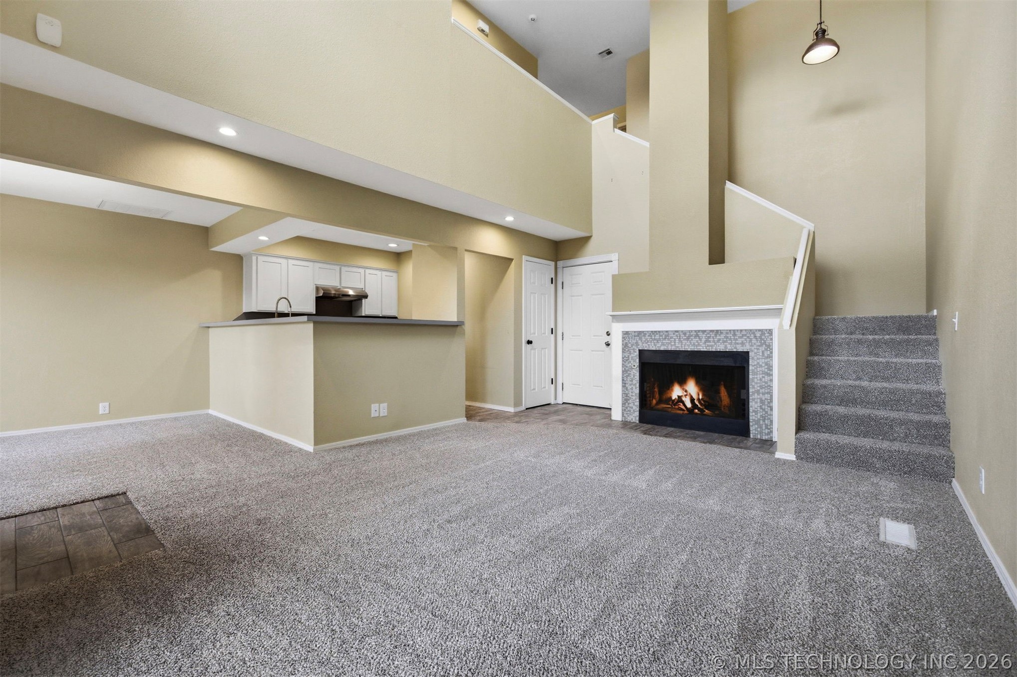 9006 E 60th Place Tulsa OK 74145