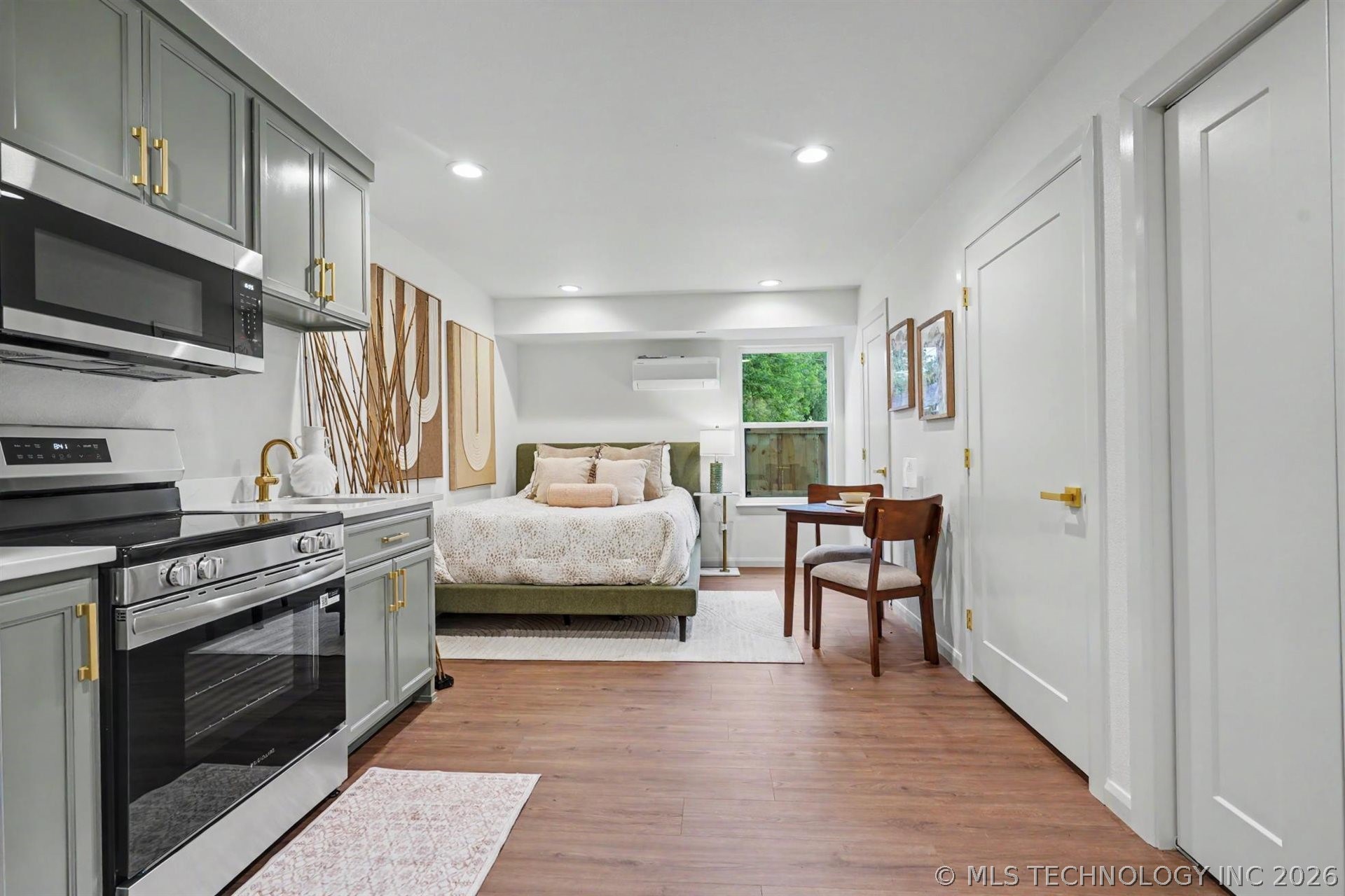 1244 S Quincy Avenue Tulsa OK 74120