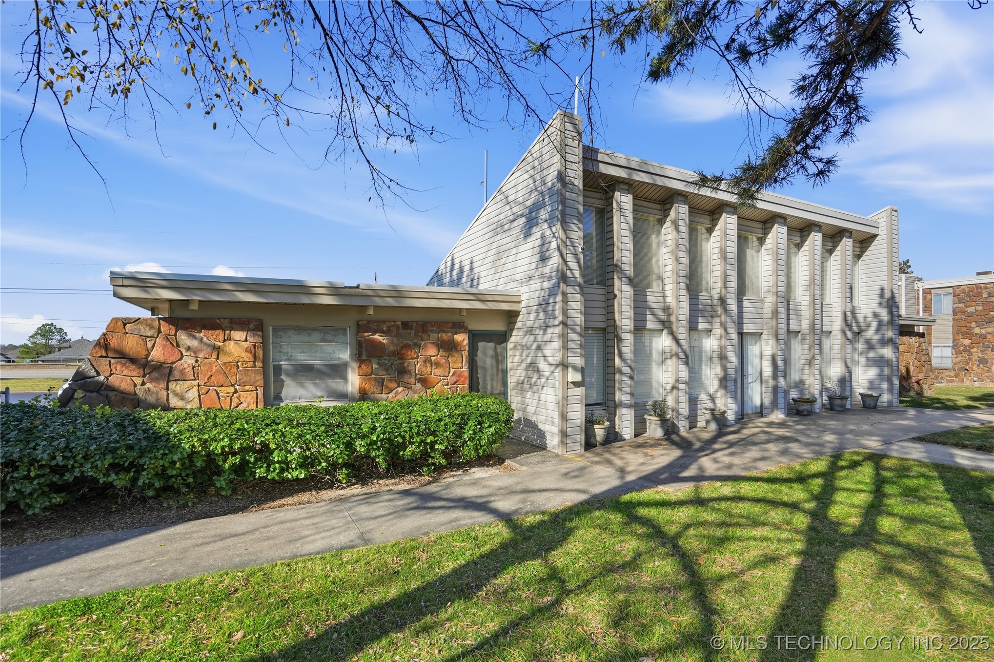 7325 S Yale Avenue Tulsa OK 74136
