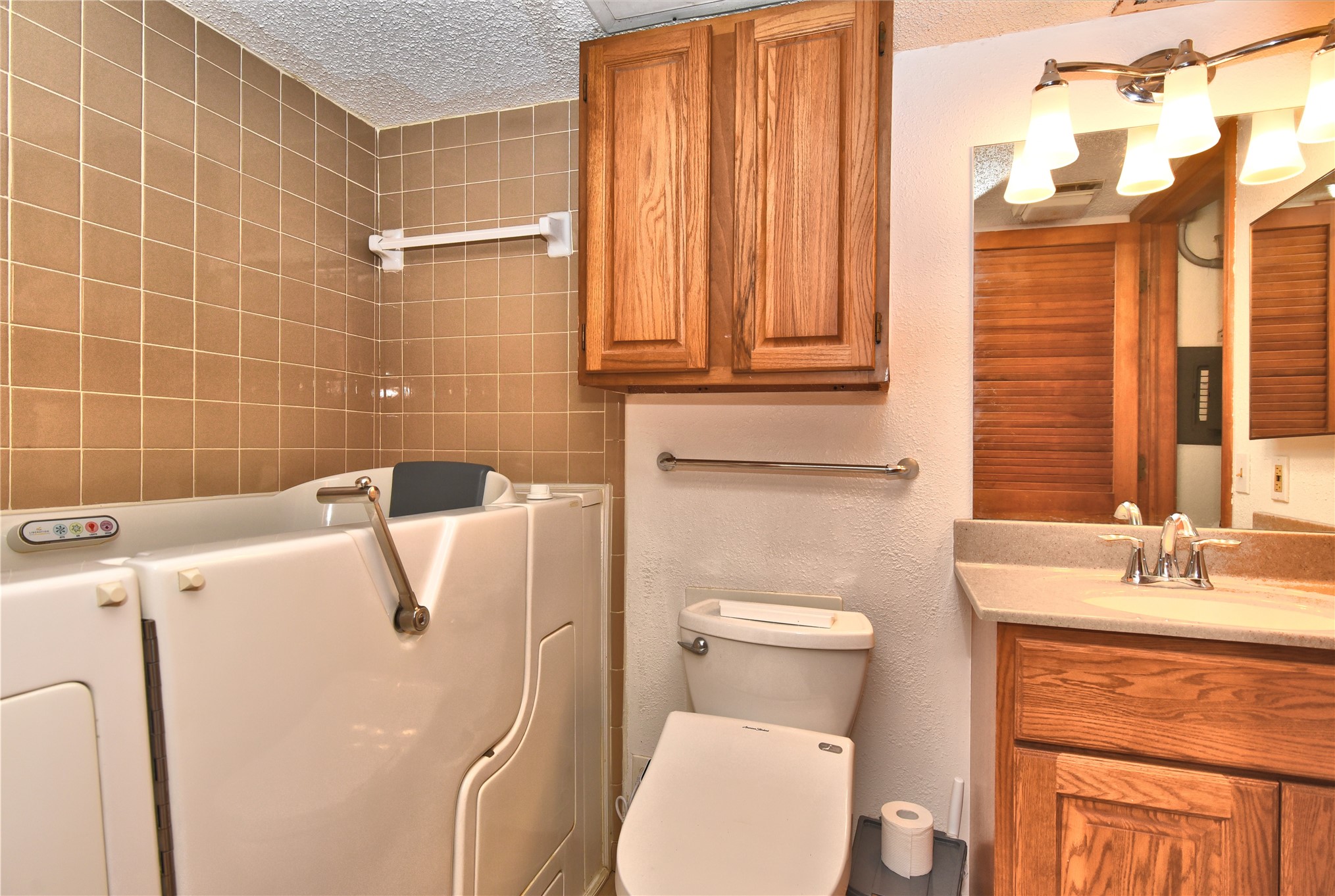 6737 S Peoria Avenue Tulsa OK 74136