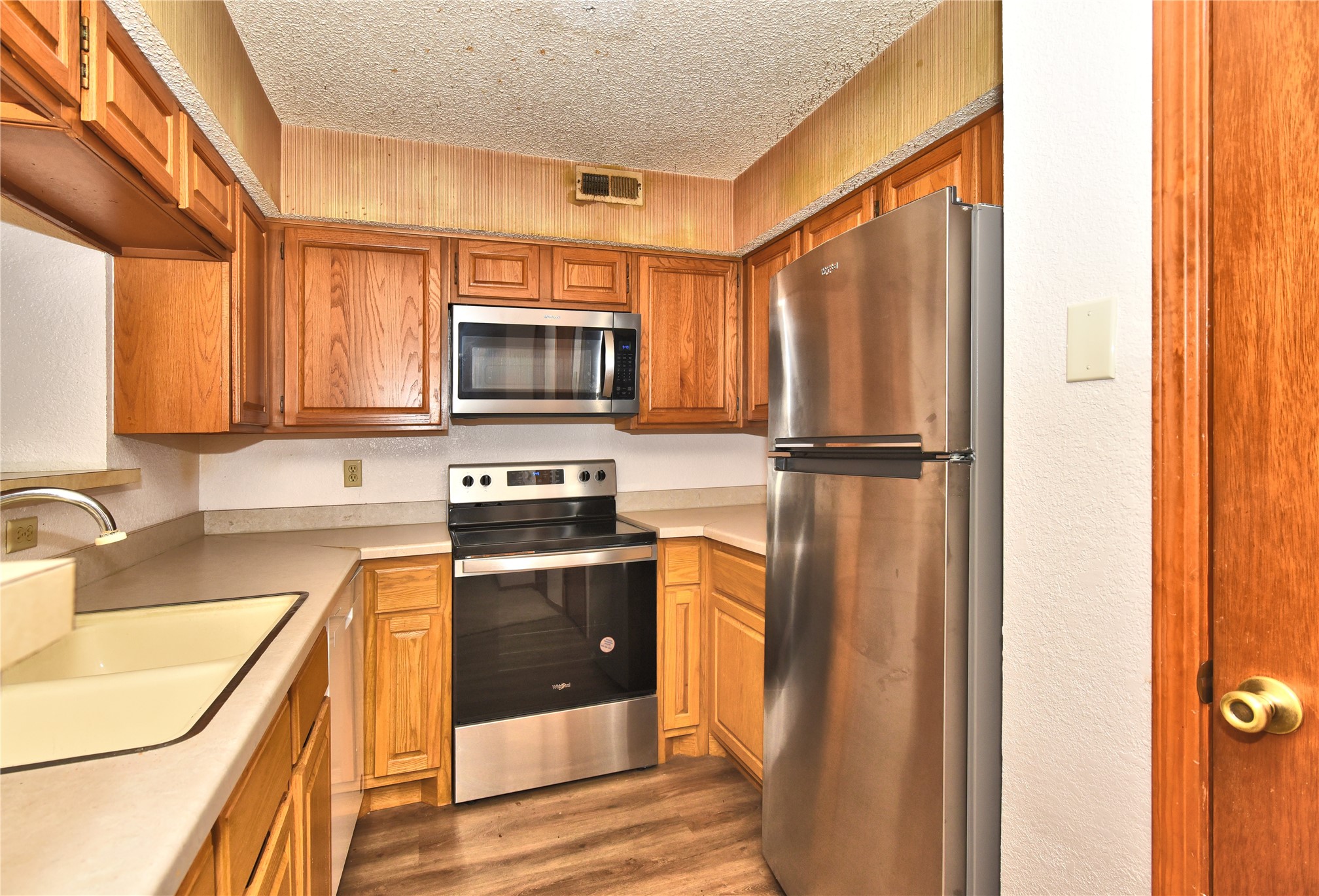 6737 S Peoria Avenue Tulsa OK 74136