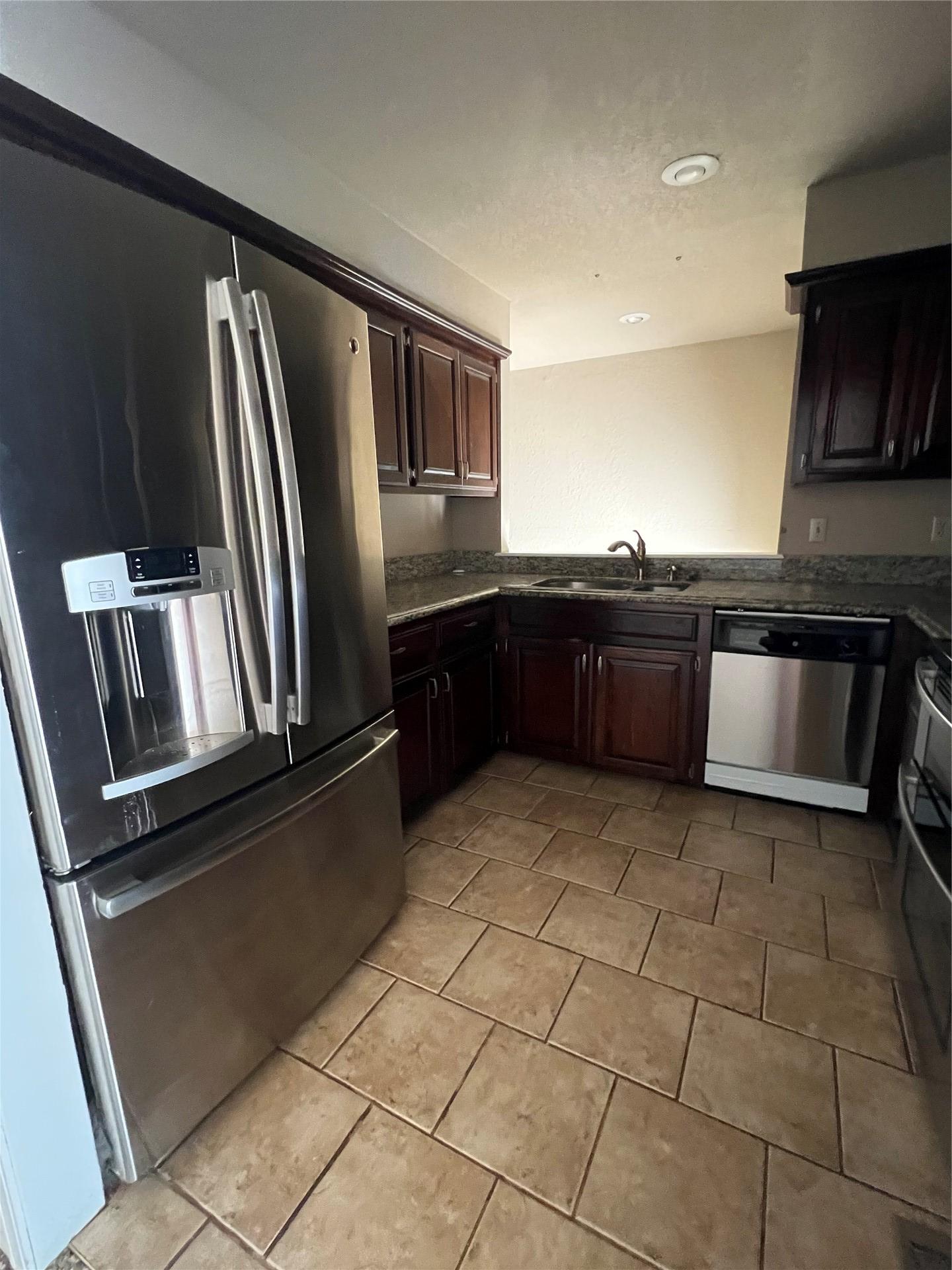 5723 E 72nd Court Tulsa OK 74136