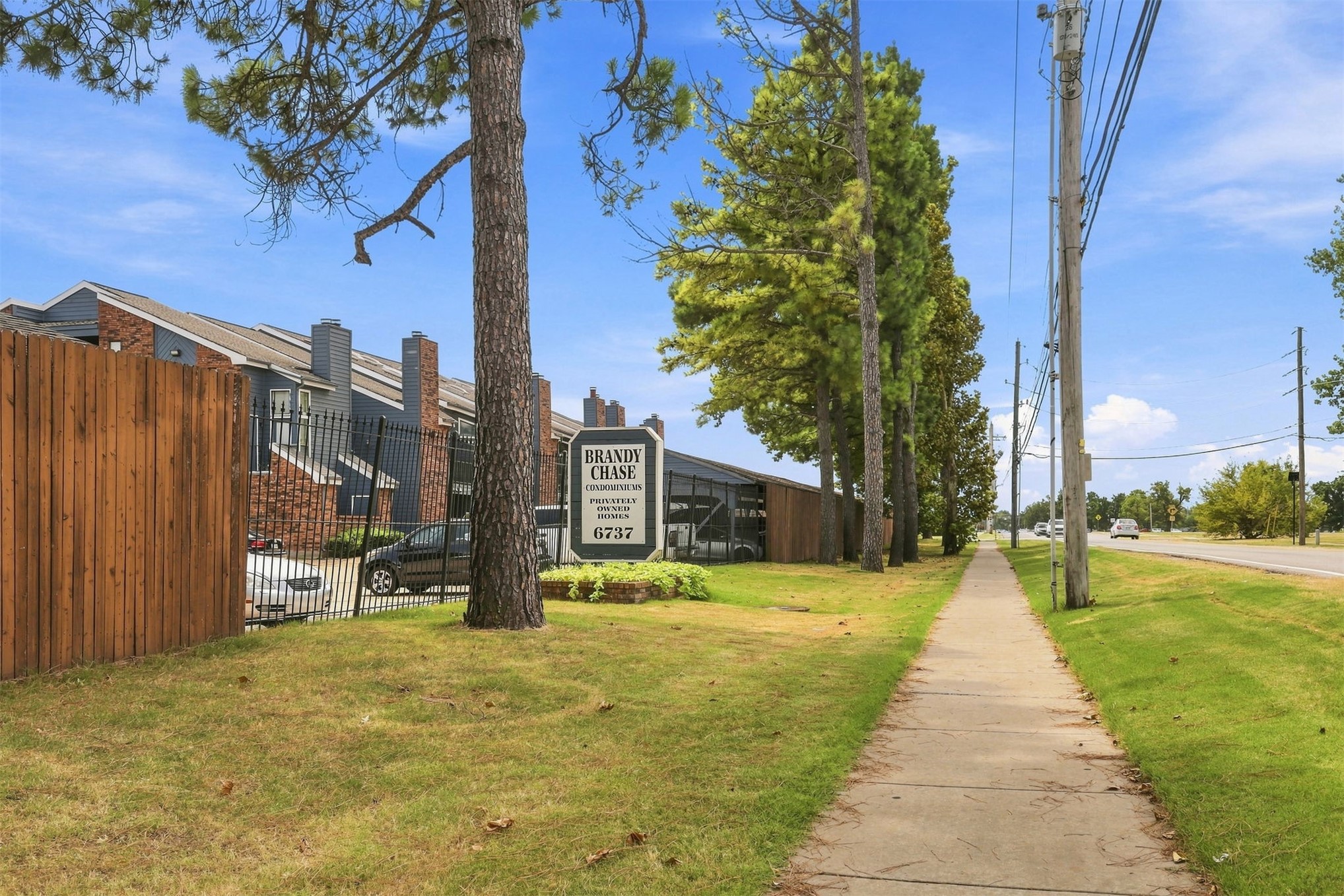 6737 S Peoria Avenue Tulsa OK 74136