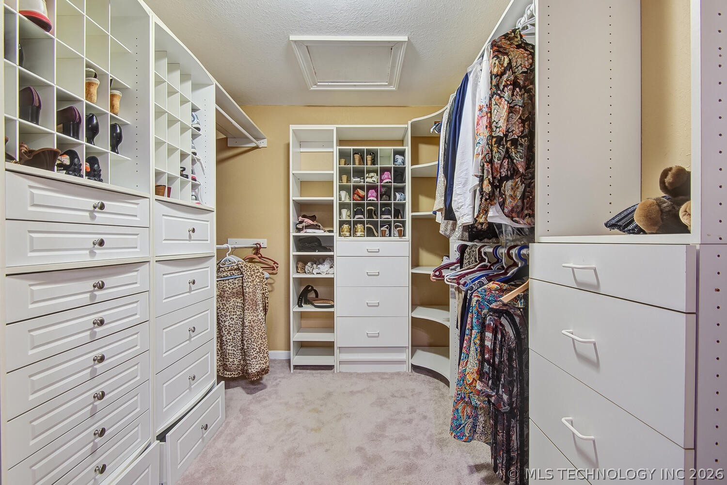 6004 S Atlanta Court Tulsa OK 74105