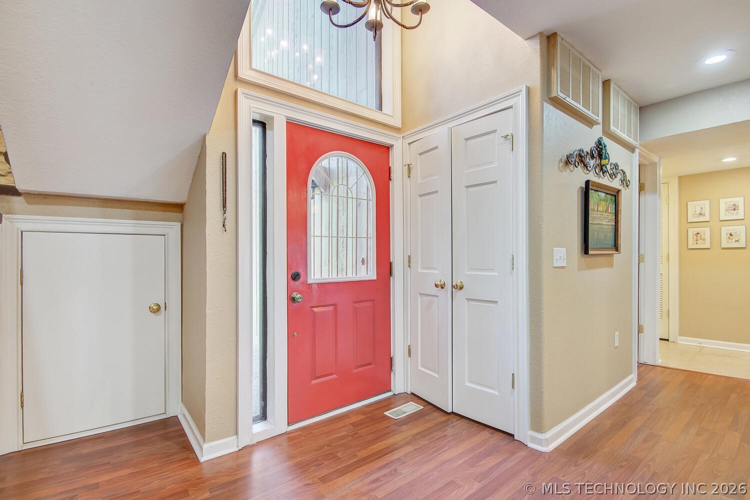 6004 S Atlanta Court Tulsa OK 74105