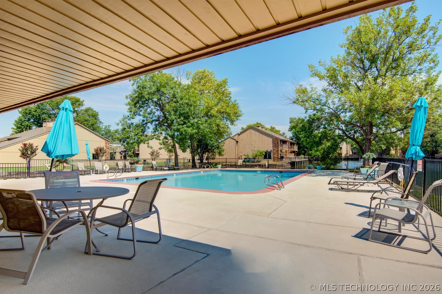 6004 S Atlanta Court Tulsa OK 74105