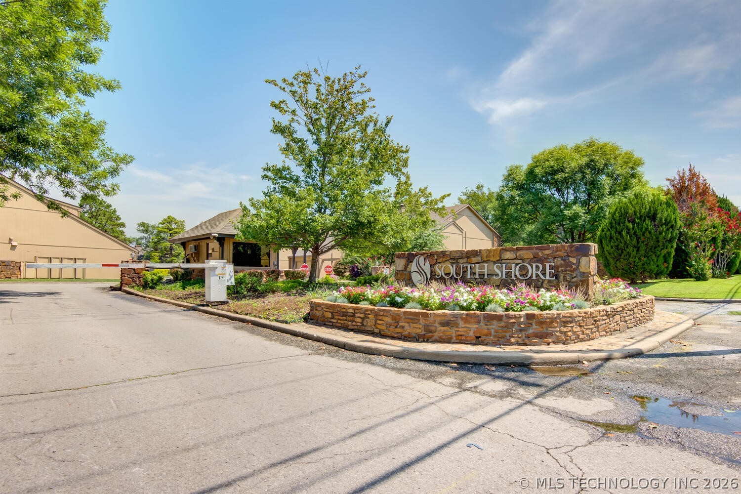 6004 S Atlanta Court Tulsa OK 74105