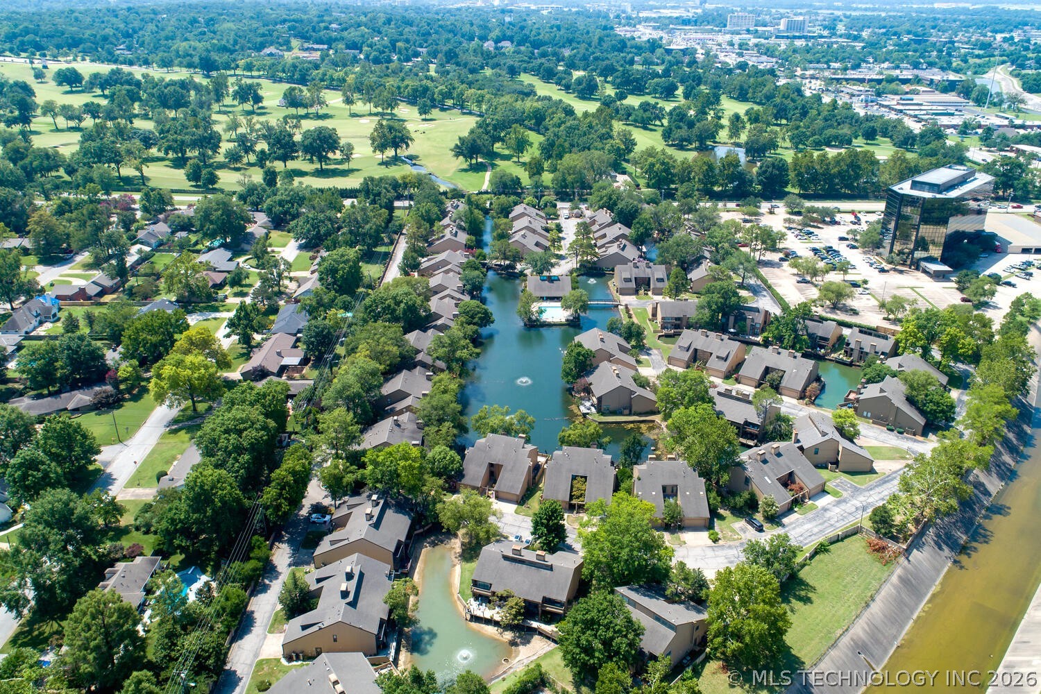 6004 S Atlanta Court Tulsa OK 74105