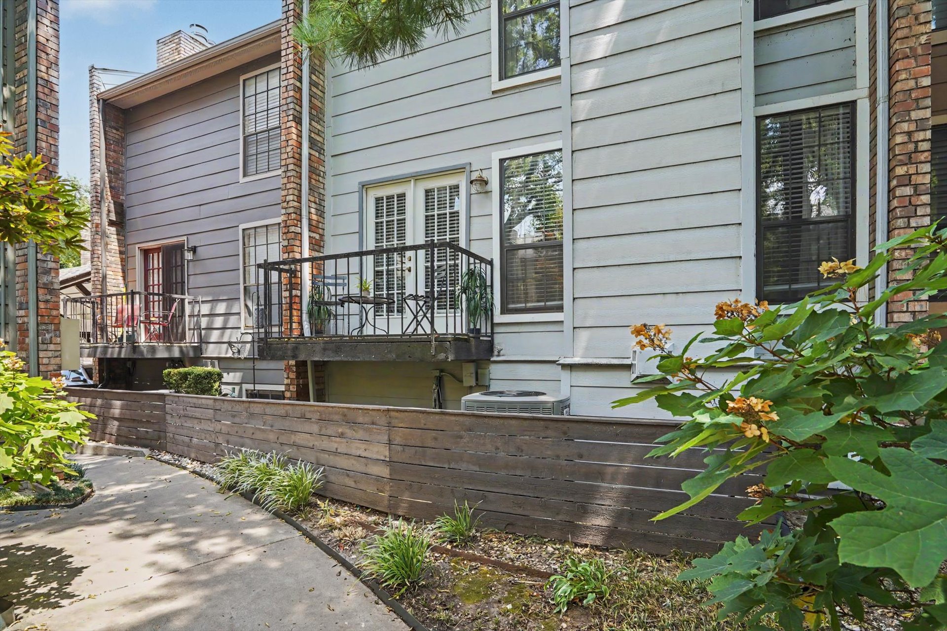 1736 S Cheyenne Avenue Tulsa OK 74119