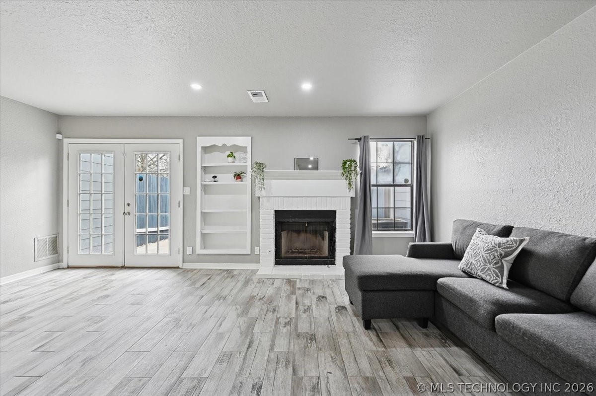 5519 S Atlanta Avenue Tulsa OK 74105