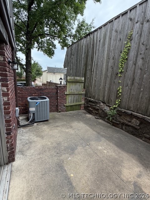 2409 E 59th Court Tulsa OK 74135