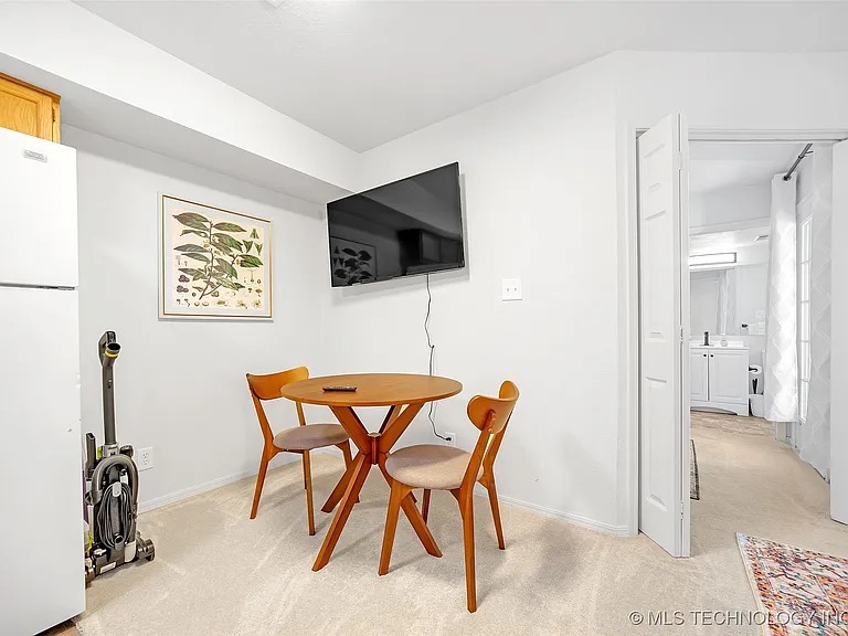 1802 E 66th Place Tulsa OK 74136