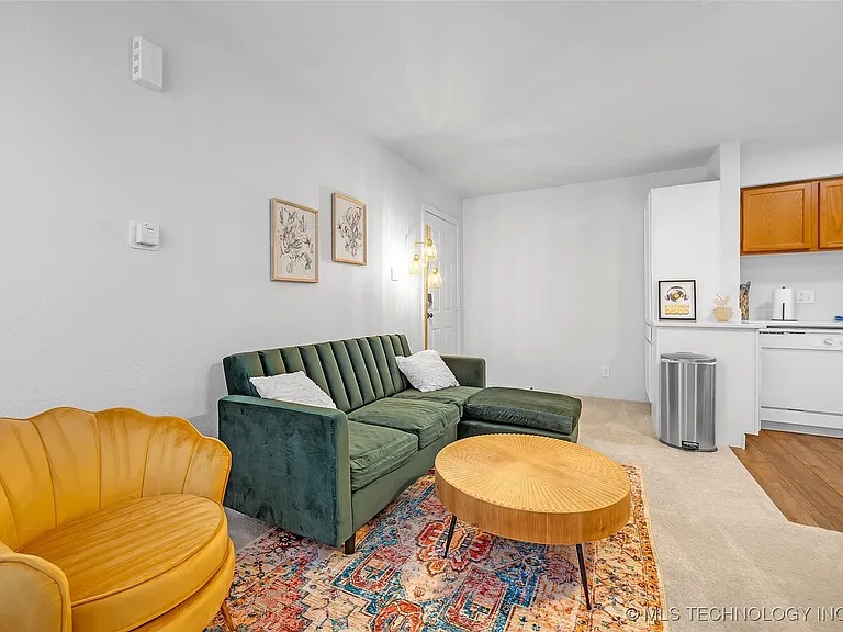 1802 E 66th Place Tulsa OK 74136