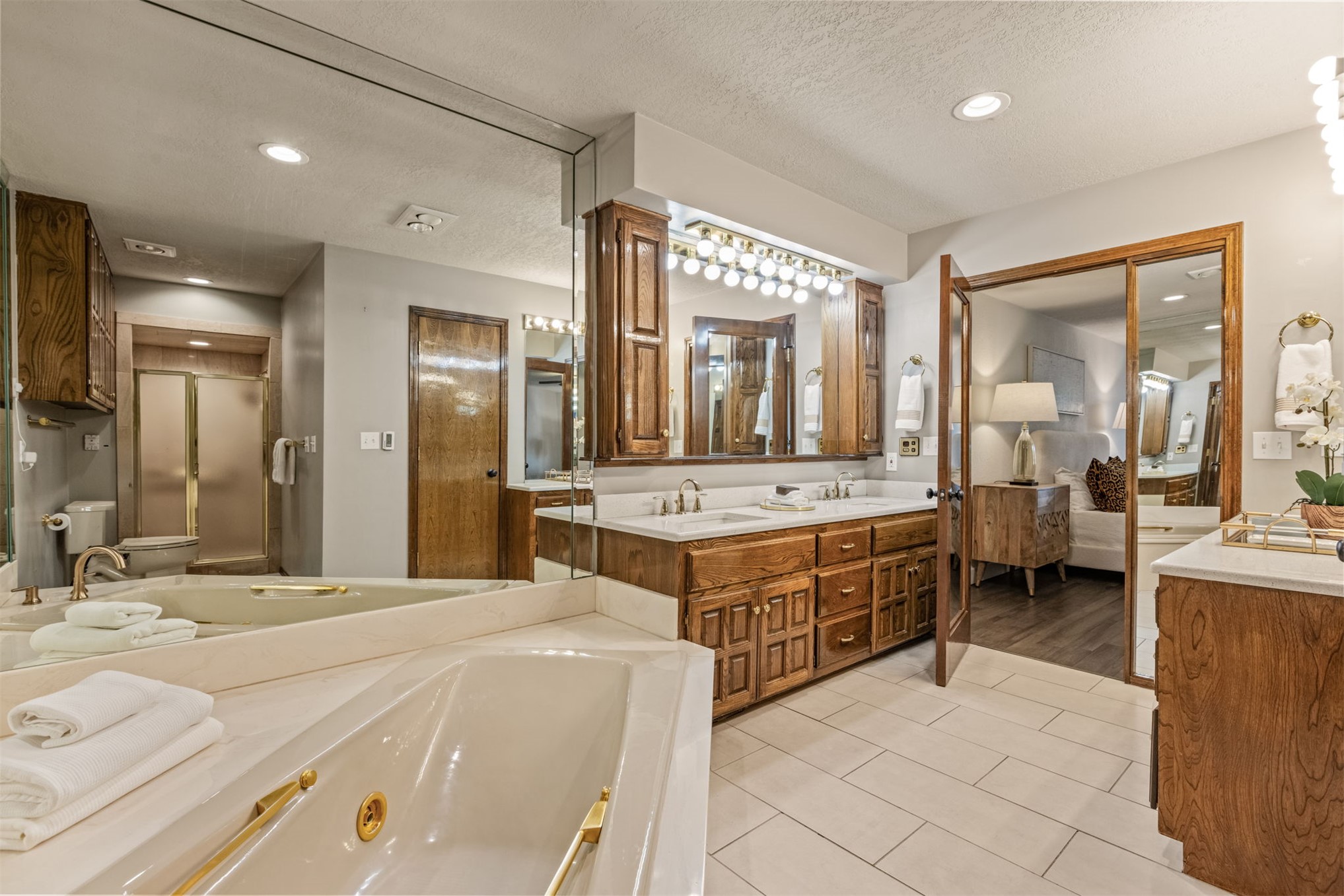 6132 E 67th Court Tulsa OK 74136