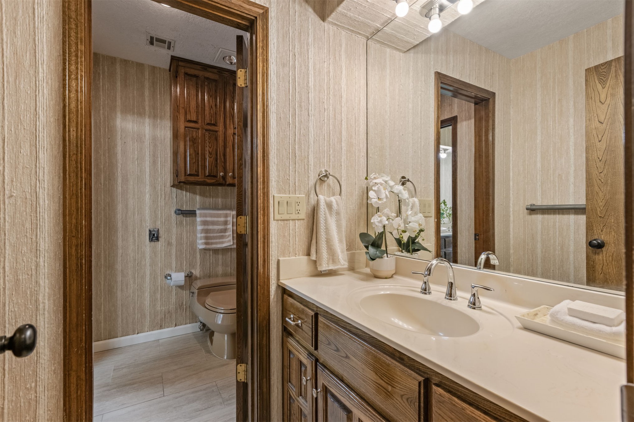 6132 E 67th Court Tulsa OK 74136