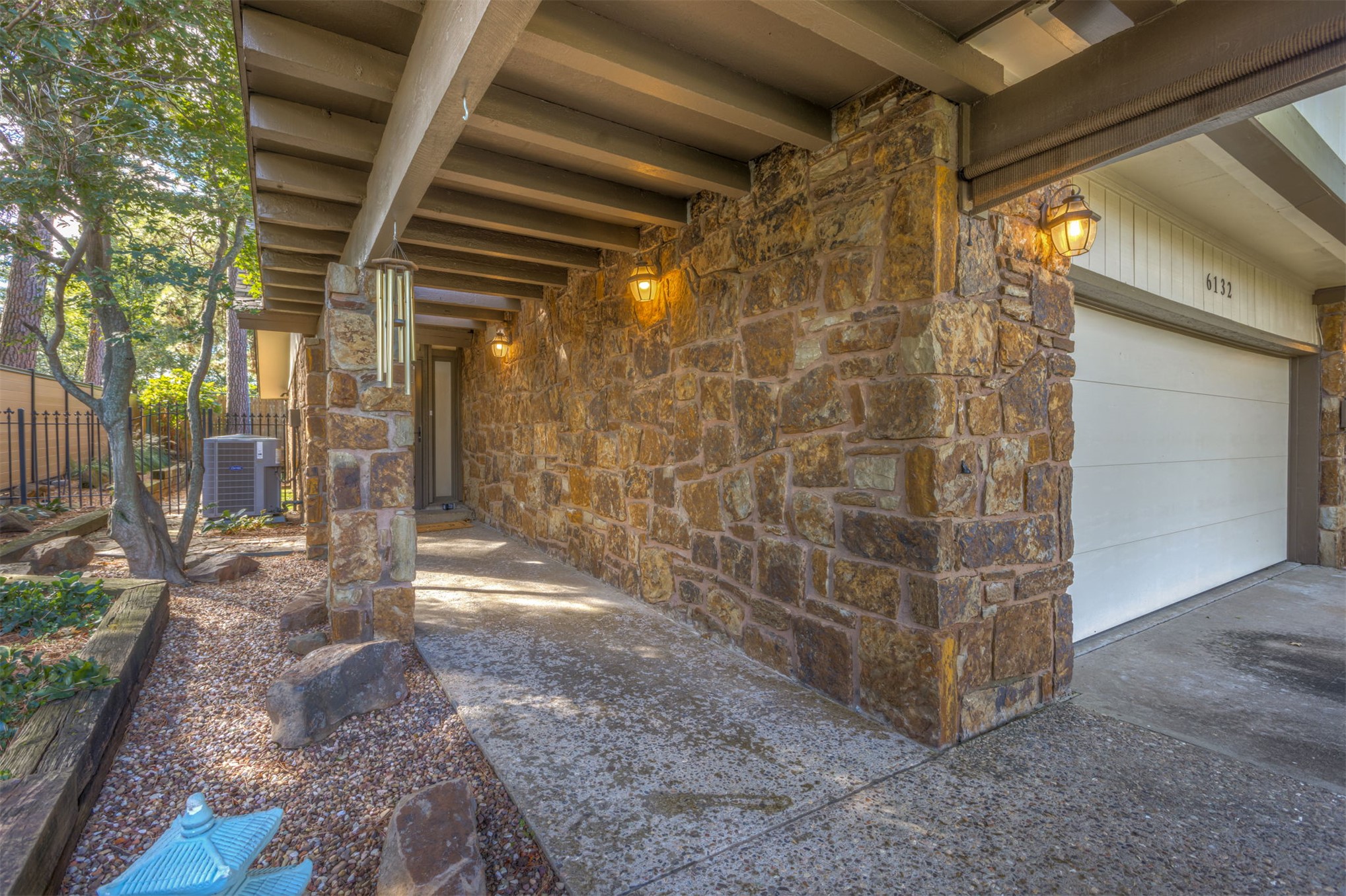 6132 E 67th Court Tulsa OK 74136