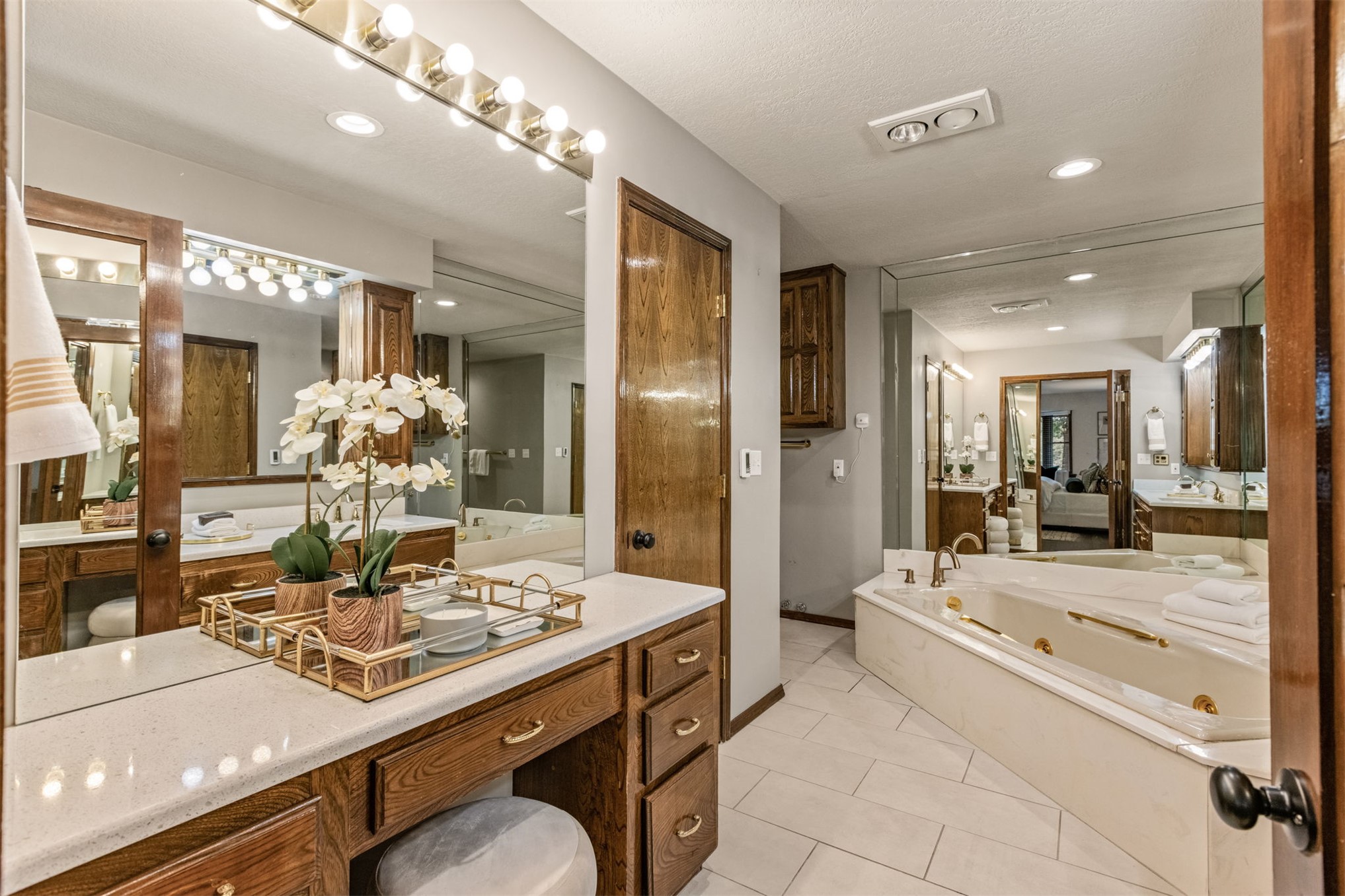 6132 E 67th Court Tulsa OK 74136