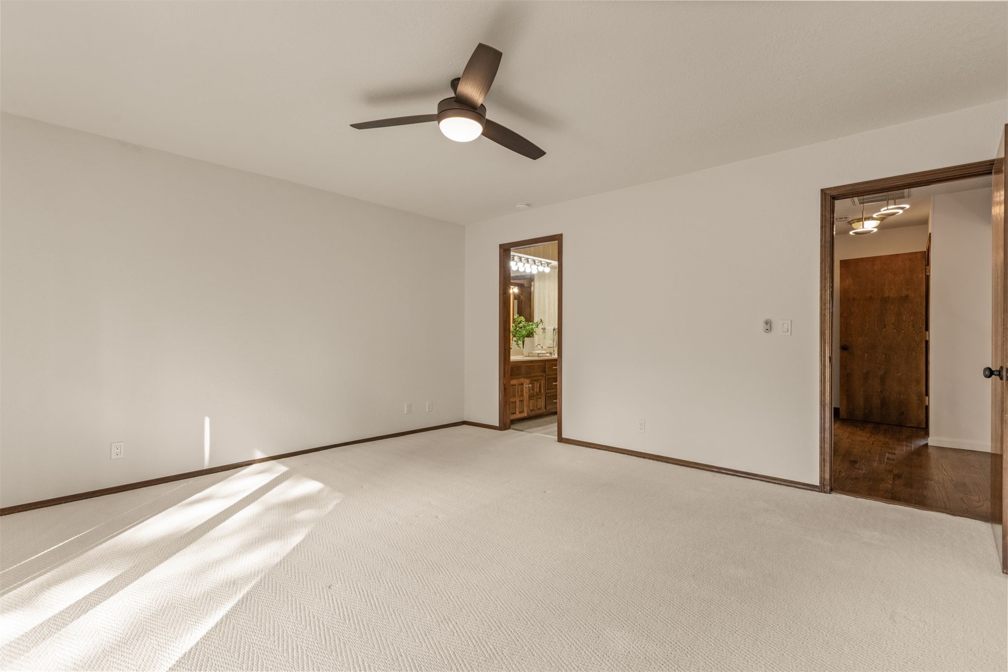 6132 E 67th Court Tulsa OK 74136
