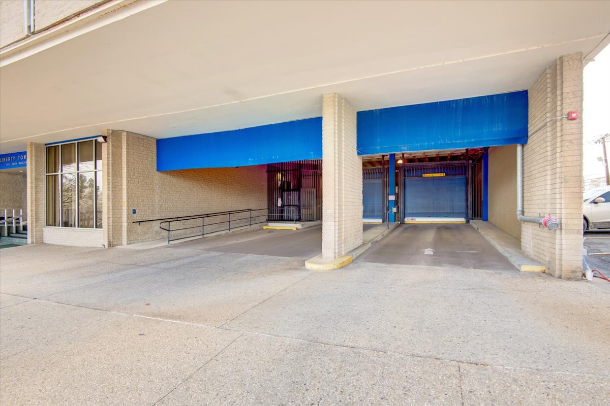 1502 S Boulder Avenue Tulsa OK 74119