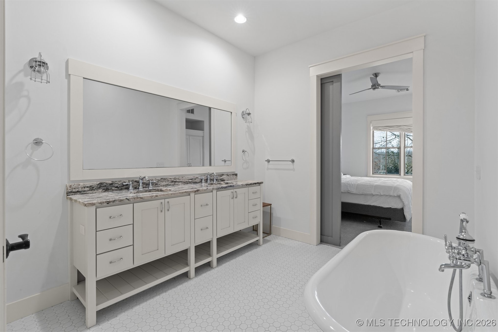 29 Water Street Carlton Landing OK 74432