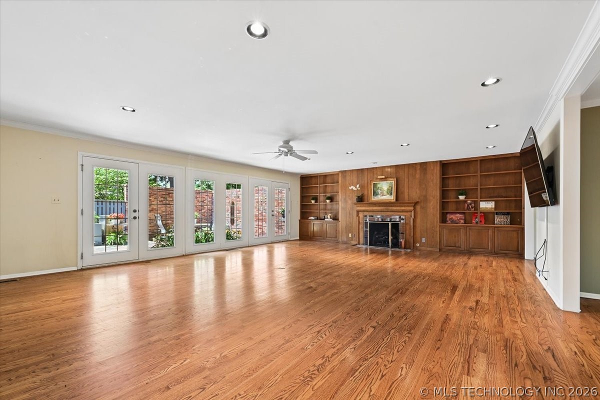 2132 E 59th Place S Tulsa OK 74105
